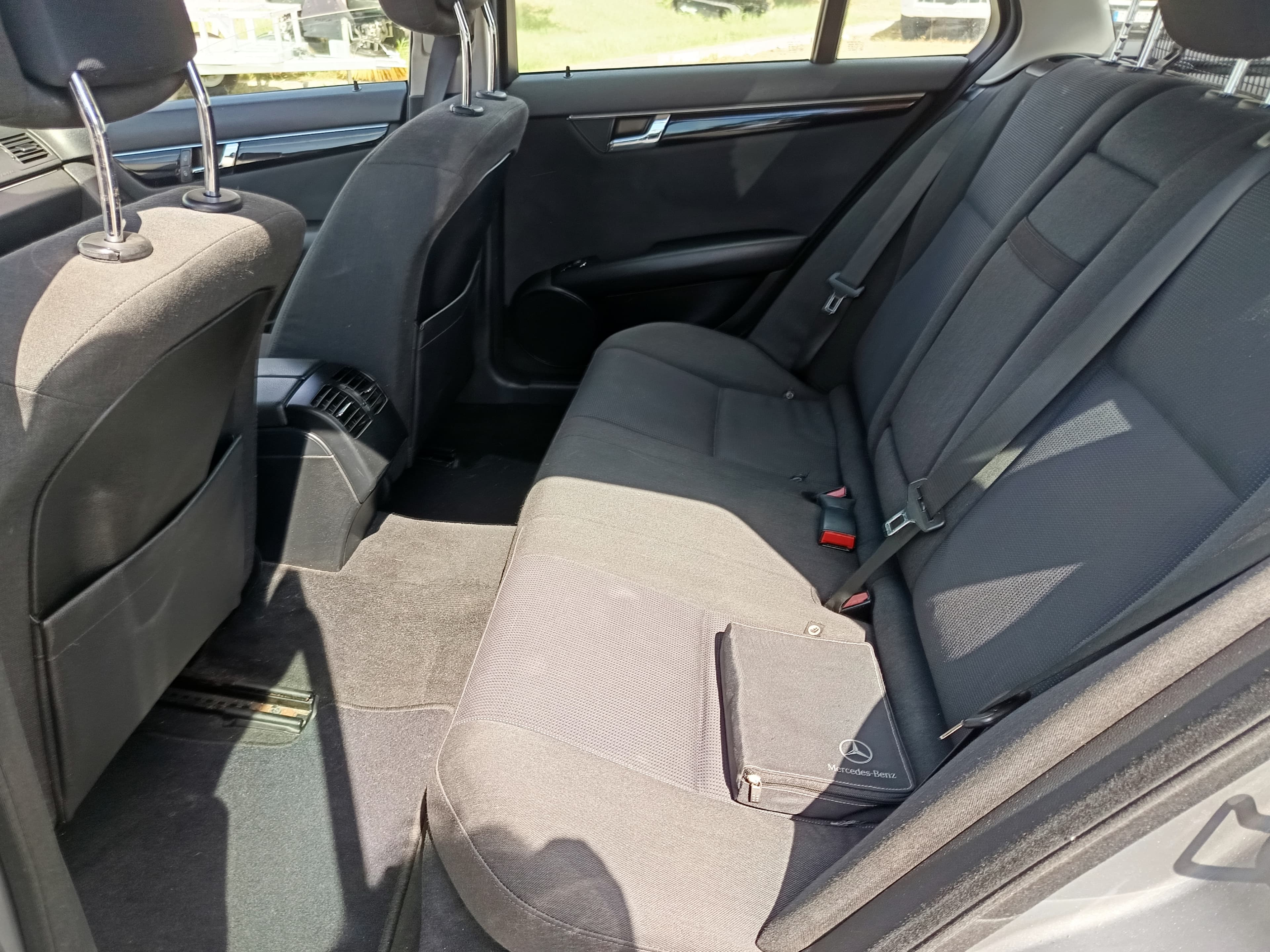 Mercedes-Benz C220 · Ano 2008 — imagen 32