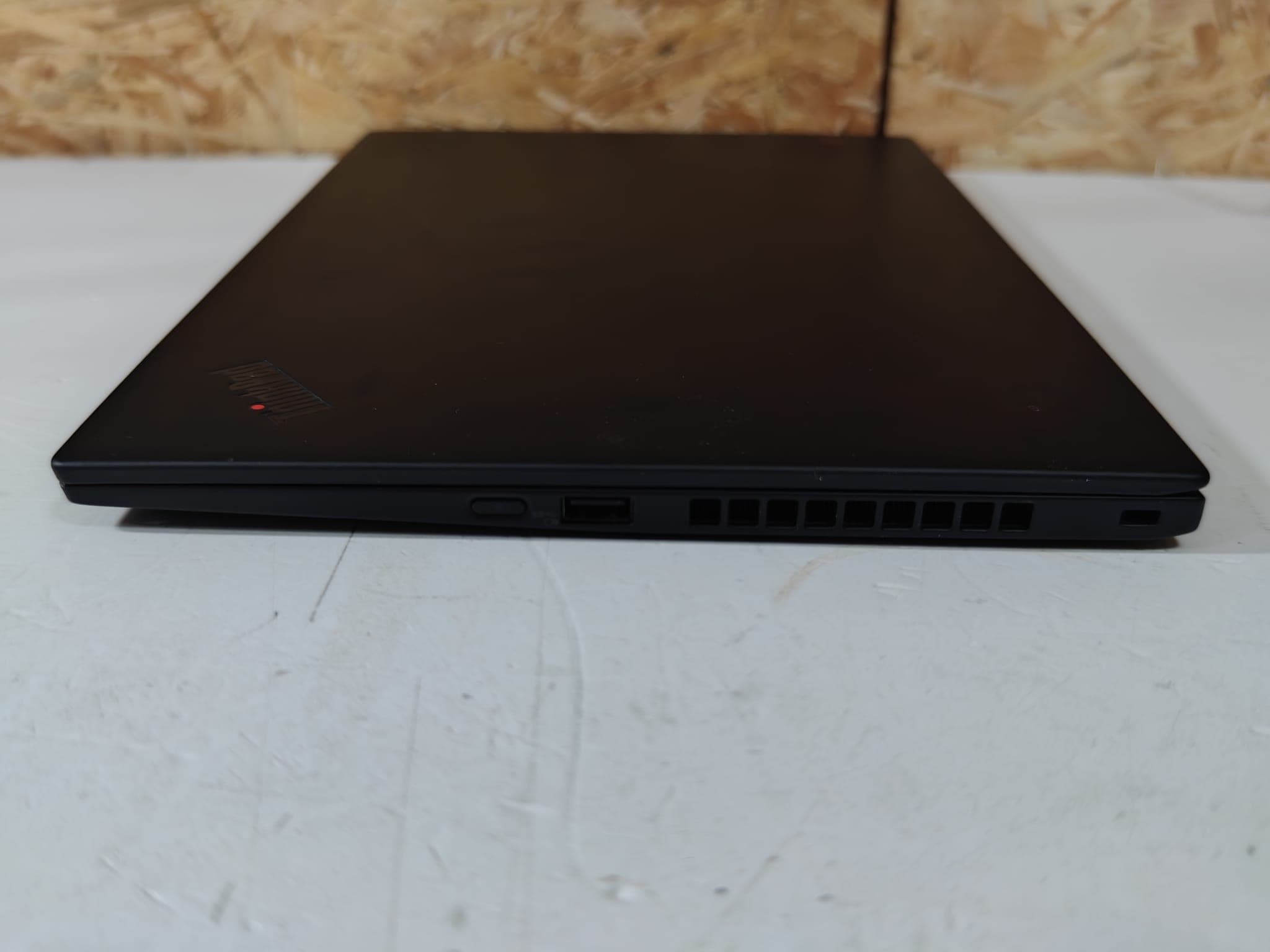 Portátil Lenovo THINKPAD Carbon G7 — imagem 4
