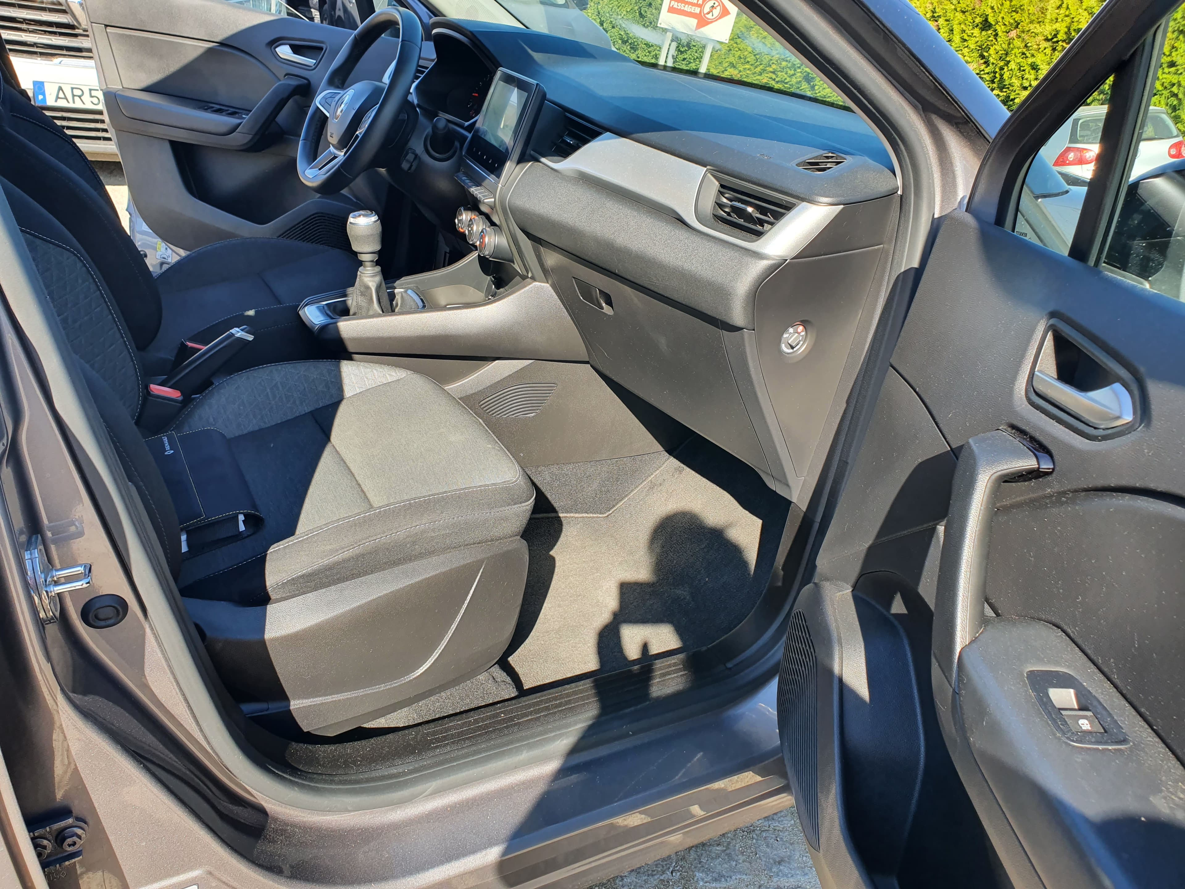 Renault Captur · Ano 2022 — imagen 20