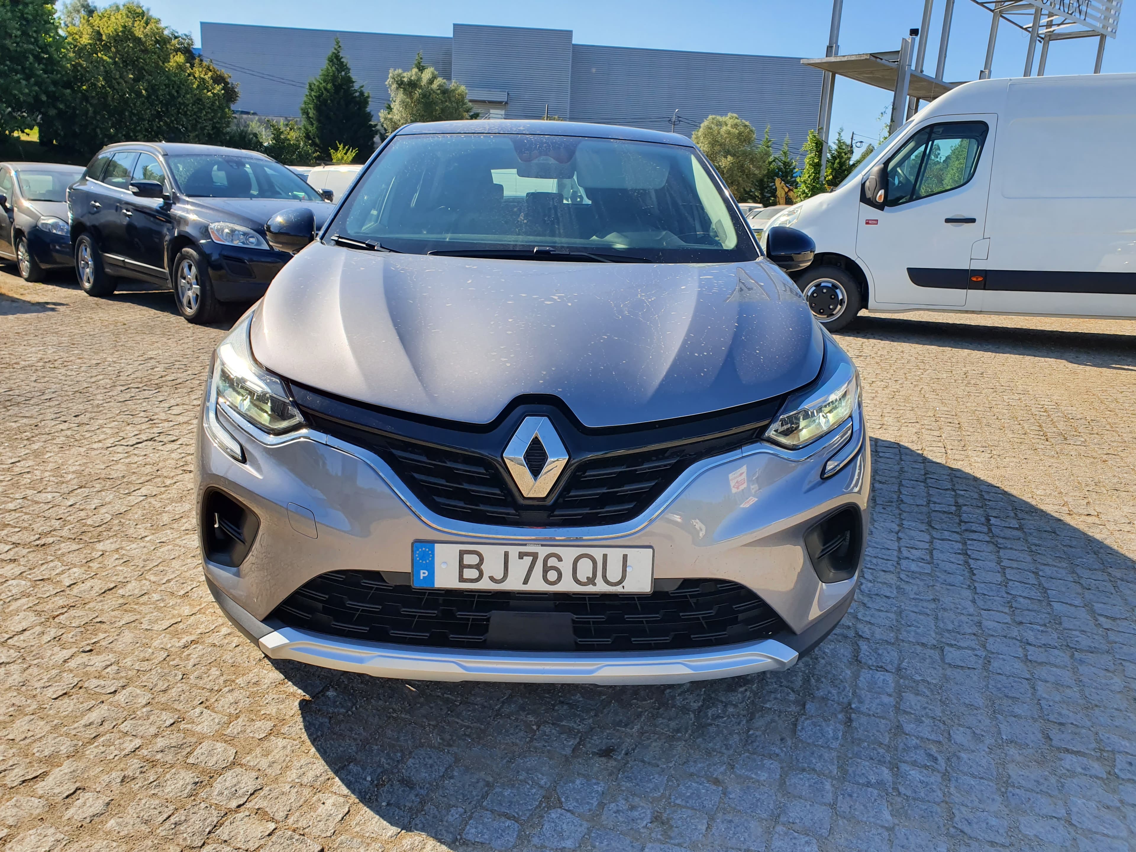 Renault Captur · Ano 2022 — imagen 2