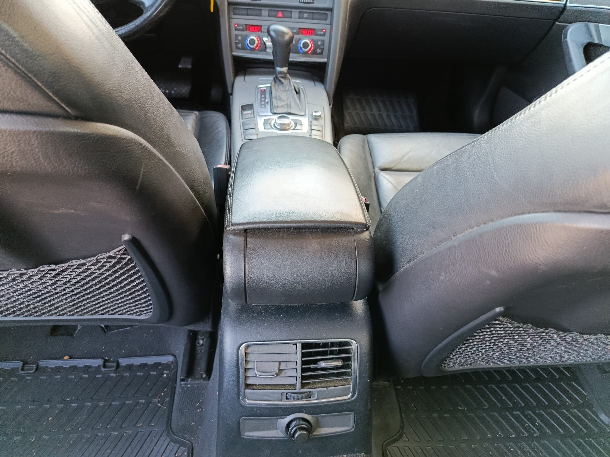 Audi A6 · Ano 2004 — imagem 17