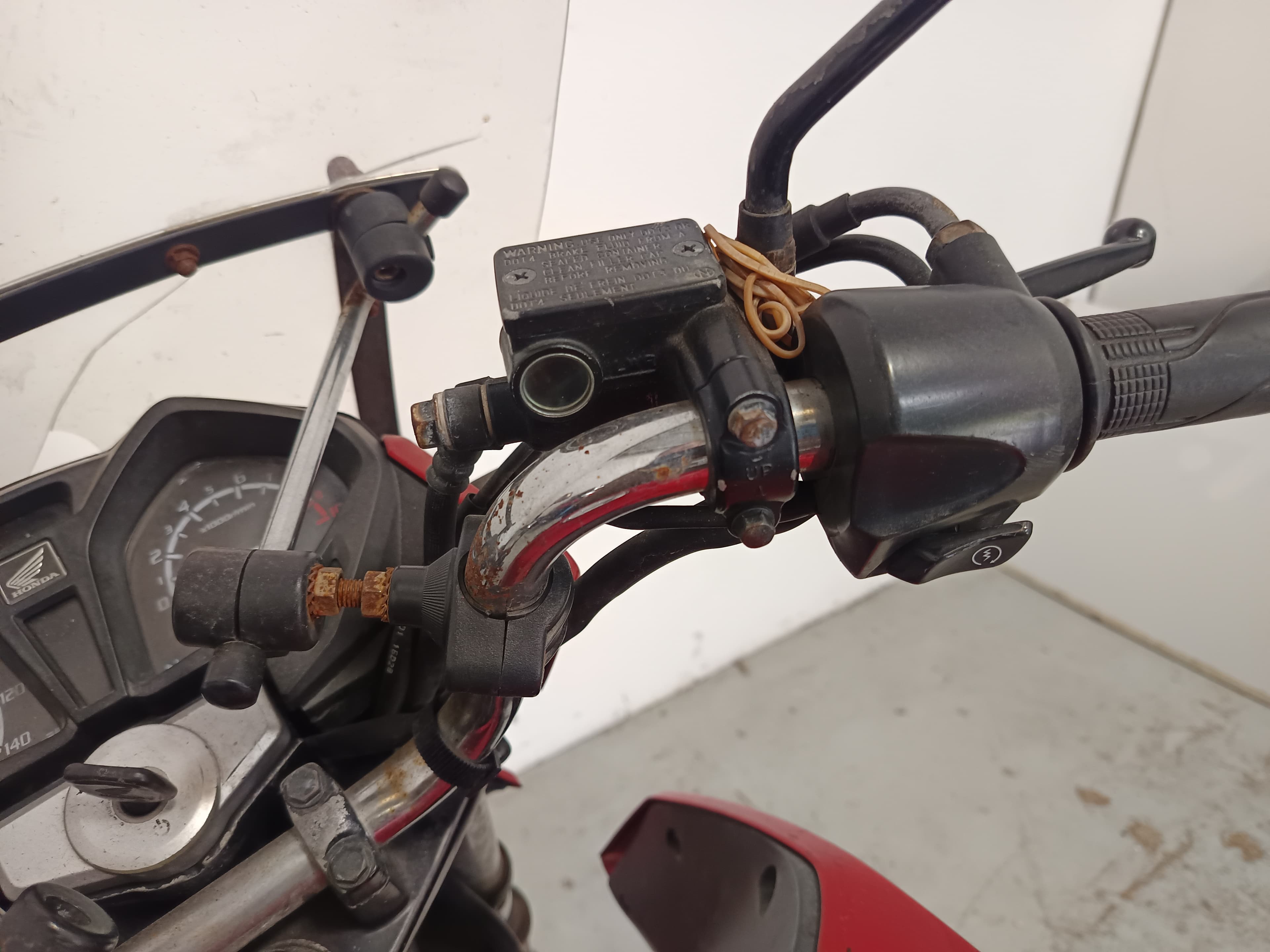 HONDA CB 125 F · Ano 2016 — image 10