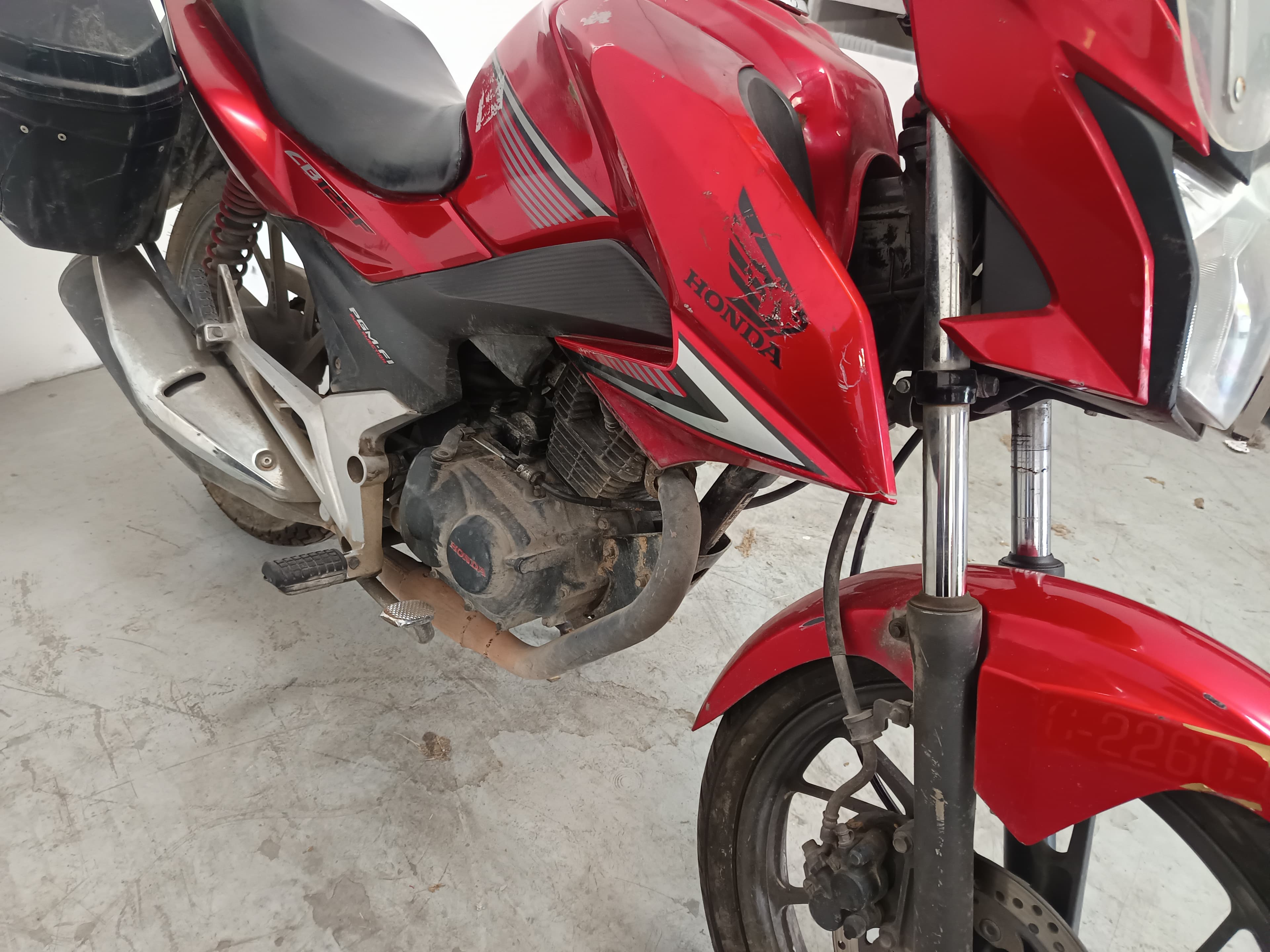 HONDA CB 125 F · Ano 2016 — image 12