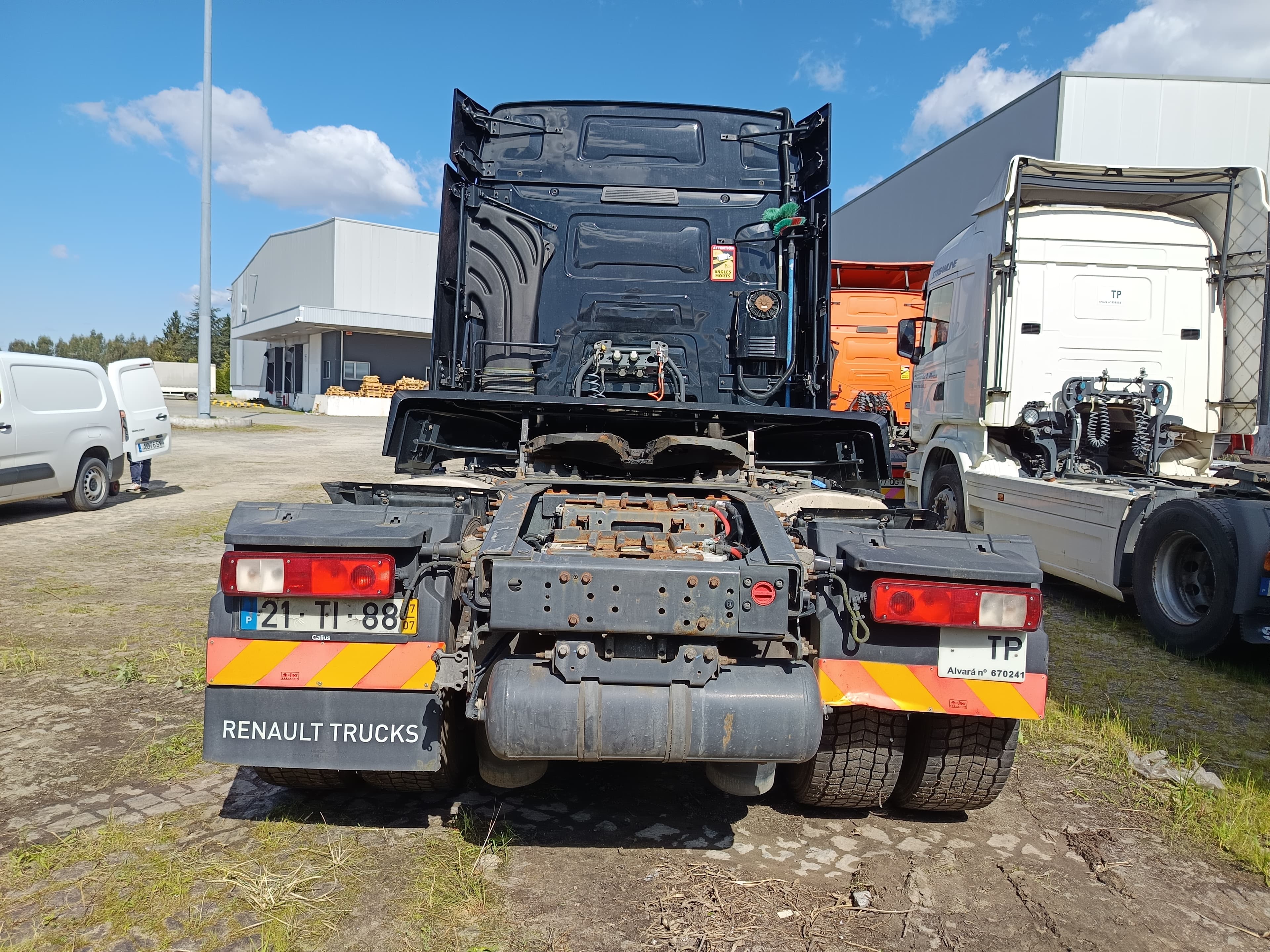 Renault Trucks HD001 · Ano 2017 — image 5