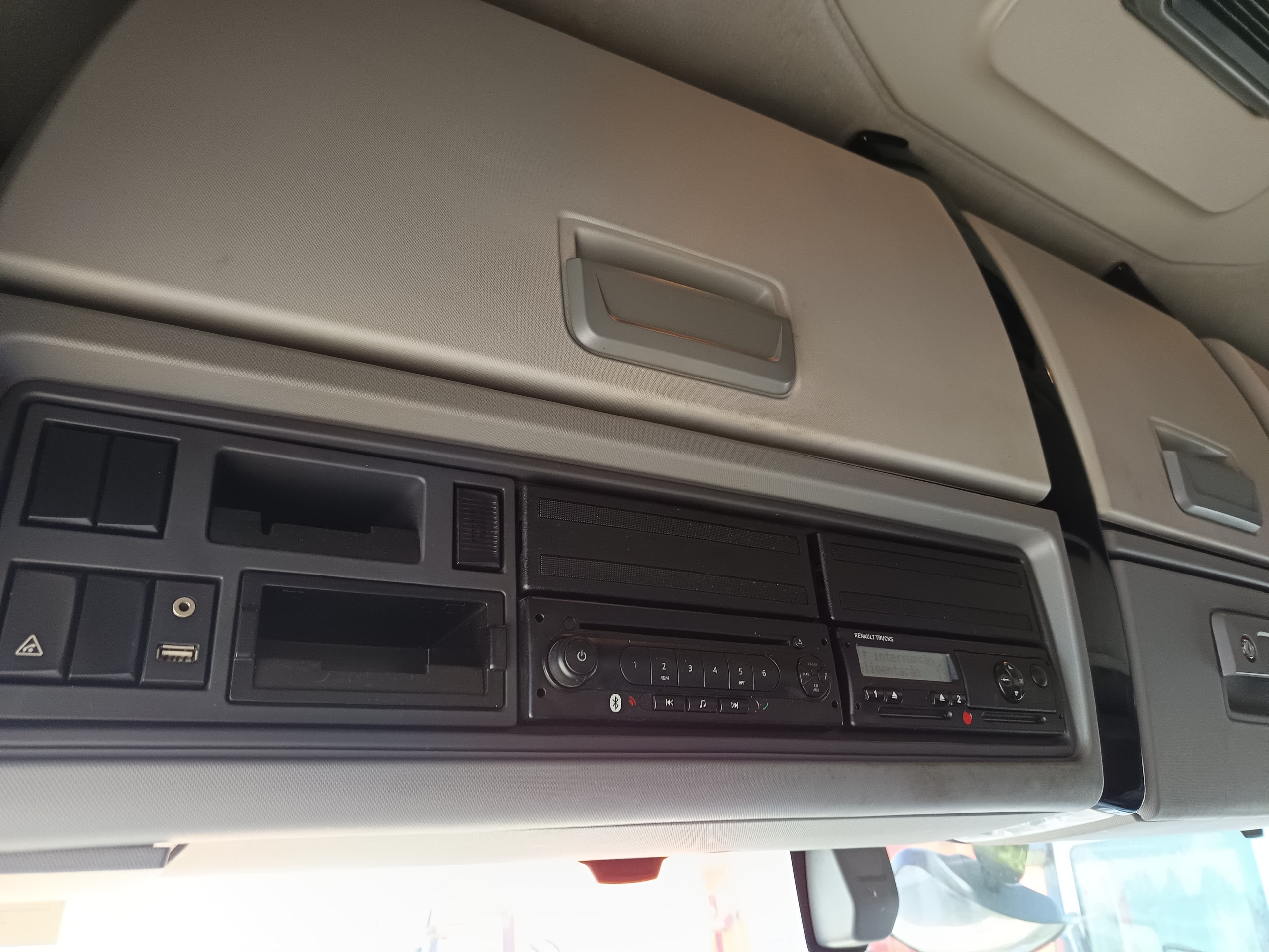 Renault Trucks HD001 · Ano 2017 — image 26
