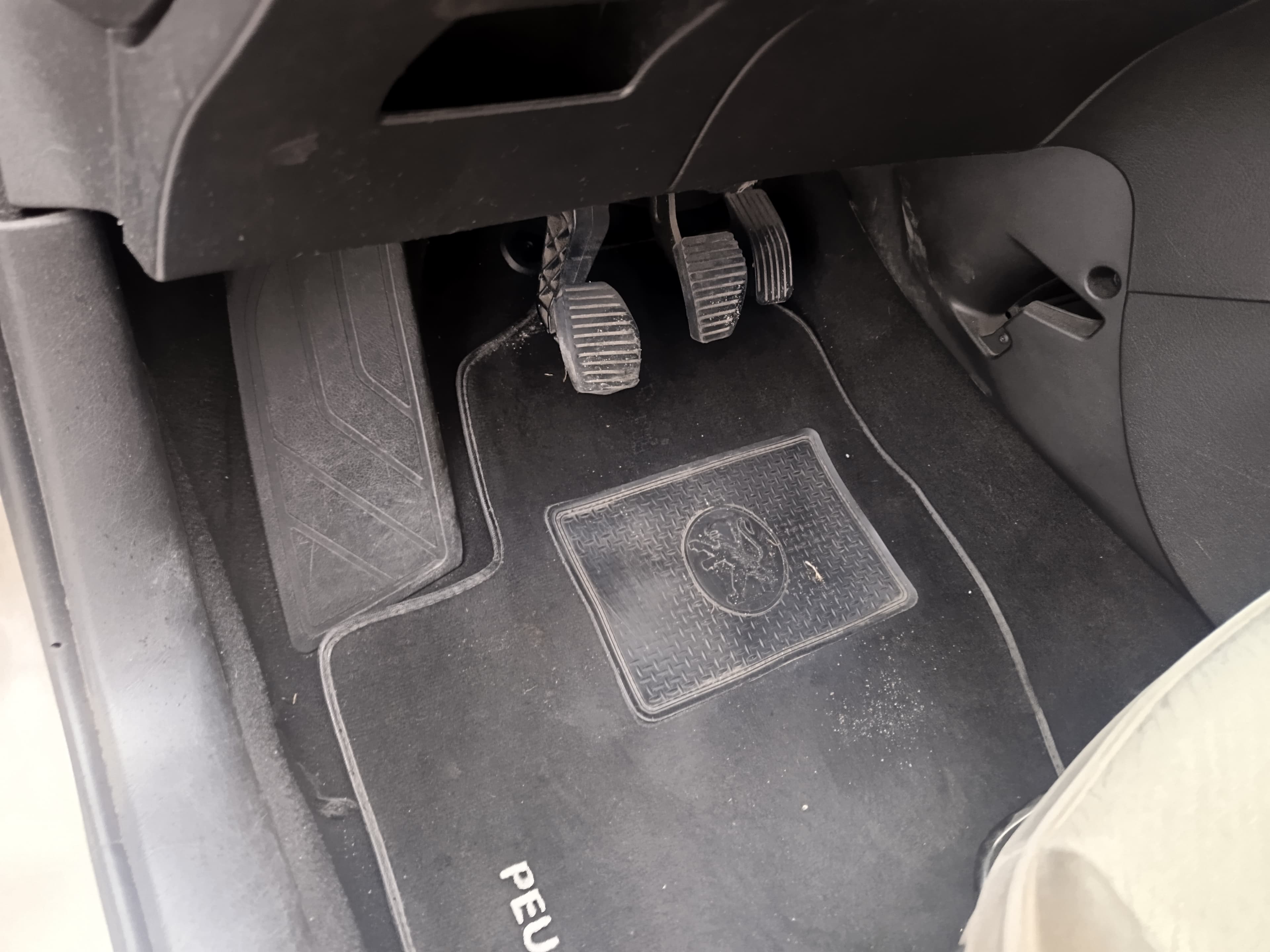 Peugeot 307 · Ano 2004 — imagem 38