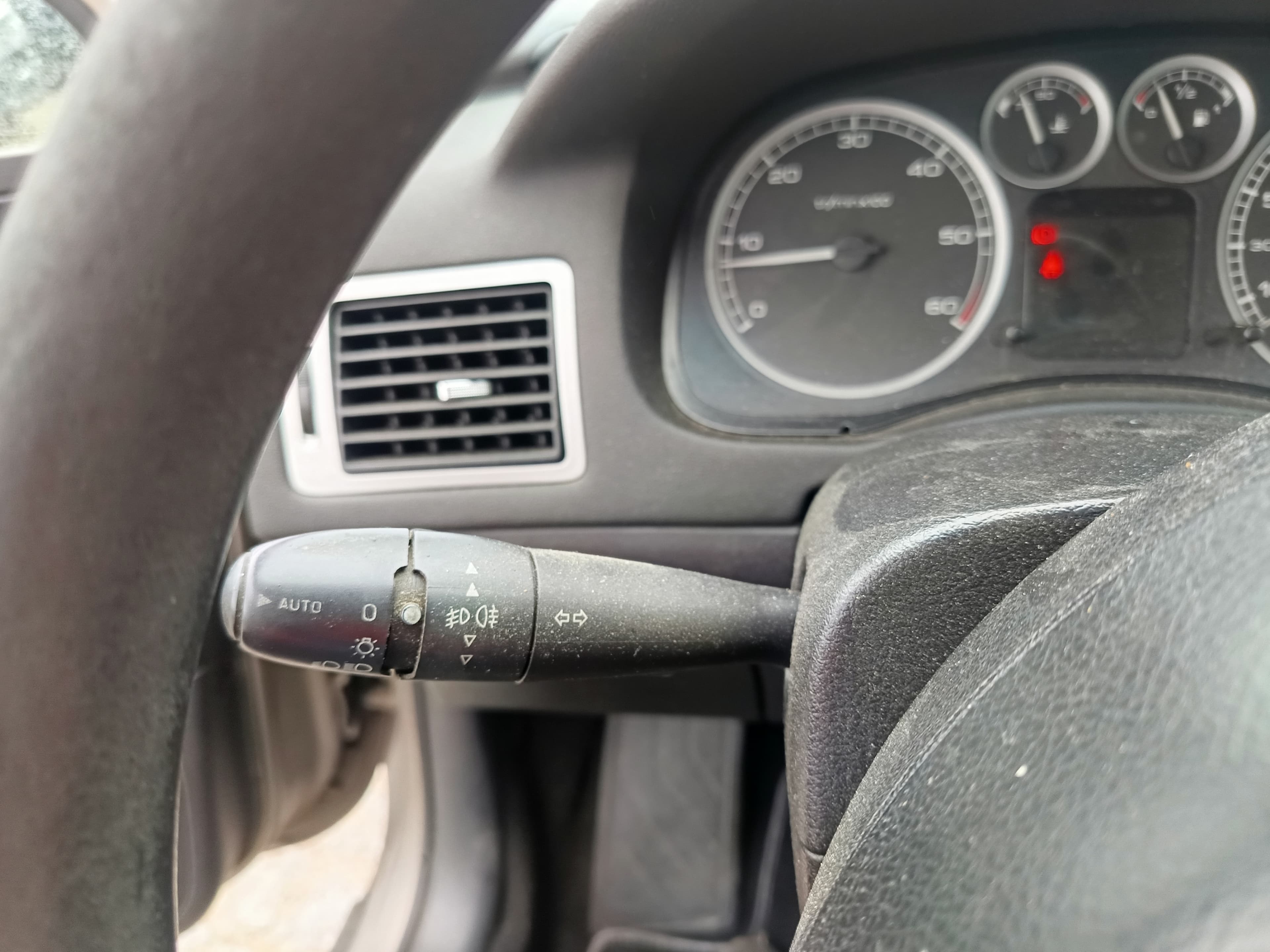 Peugeot 307 · Ano 2004 — imagem 46