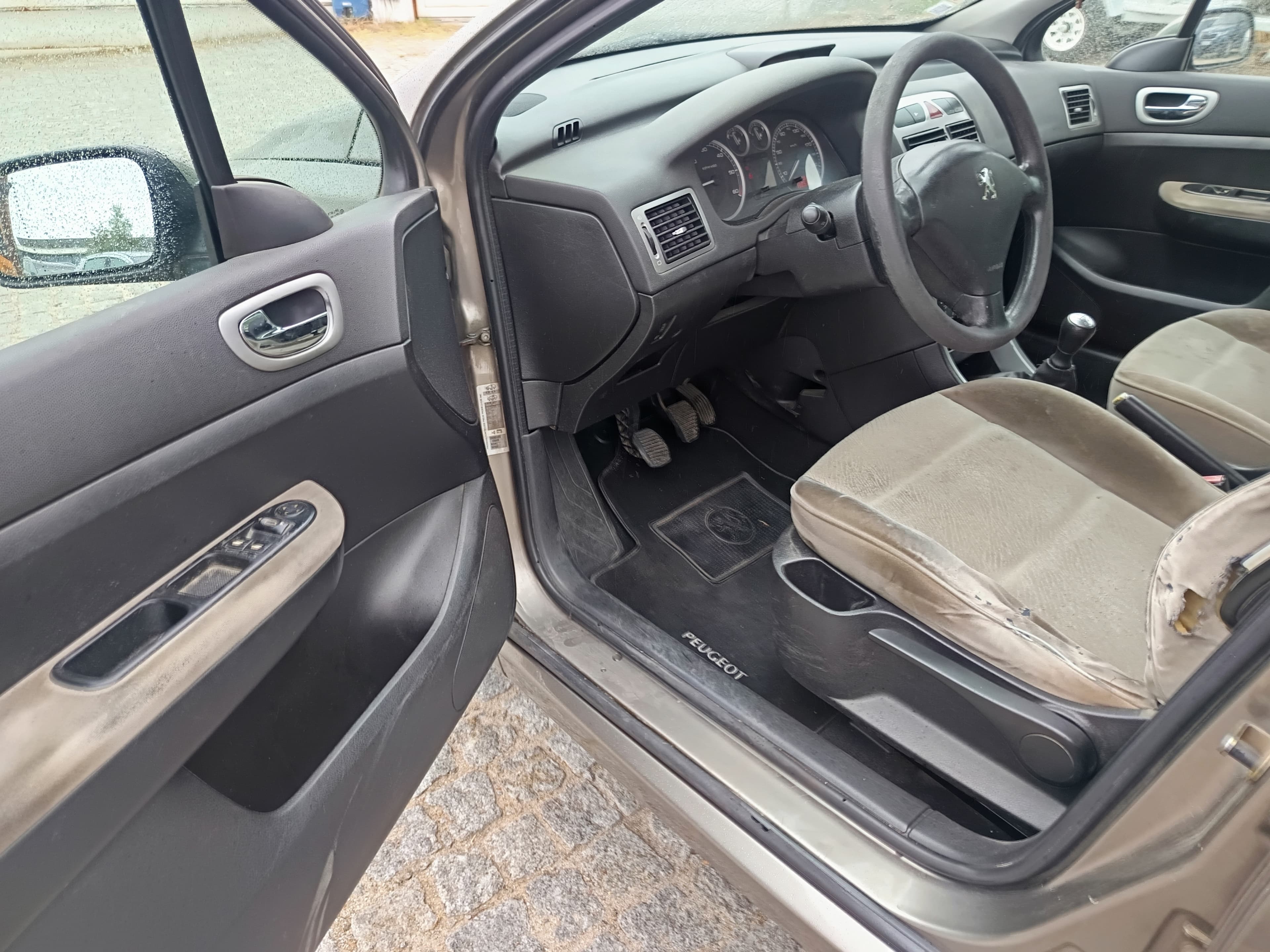 Peugeot 307 · Ano 2004 — imagem 34