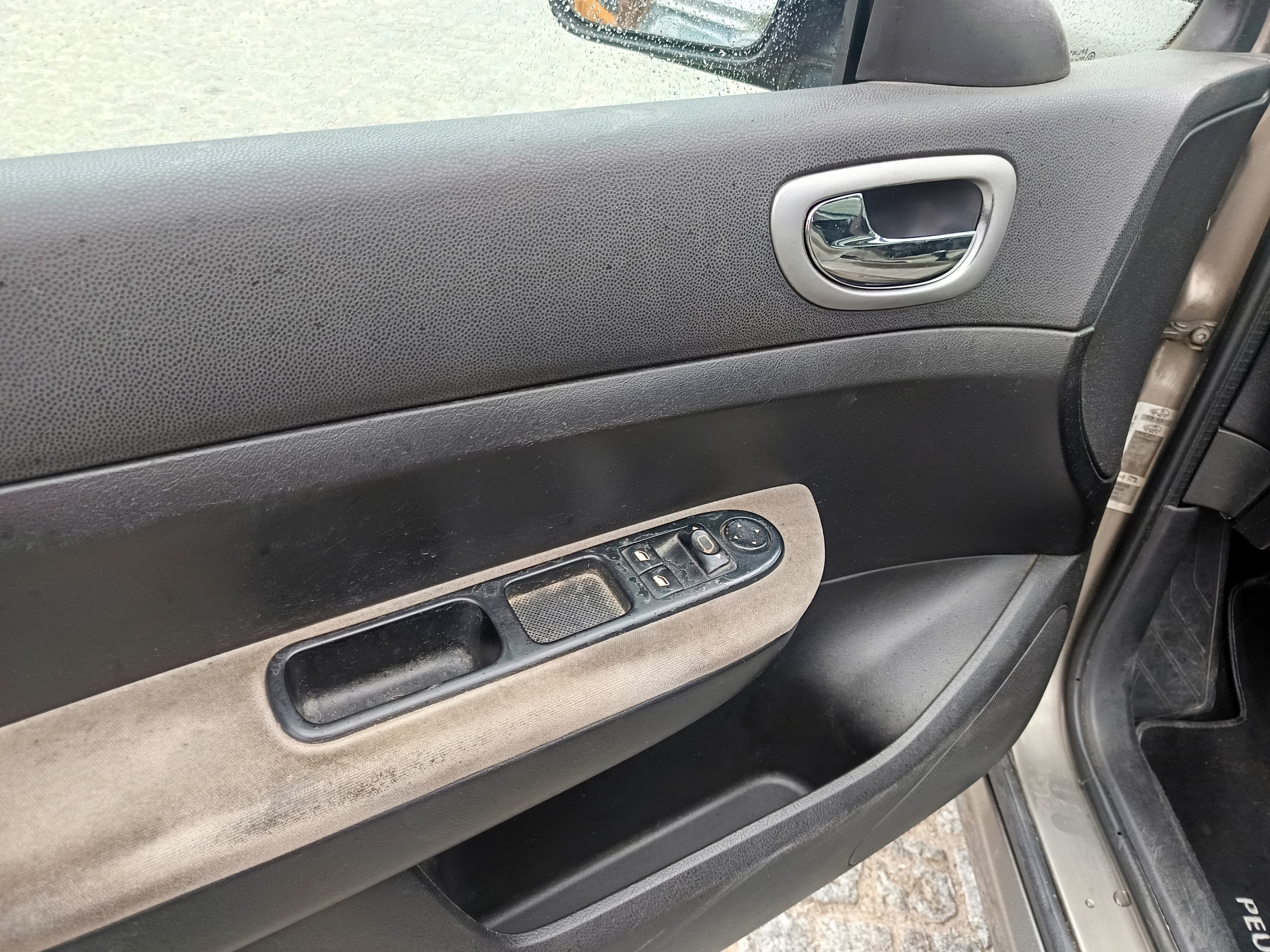 Peugeot 307 · Ano 2004 — imagem 35