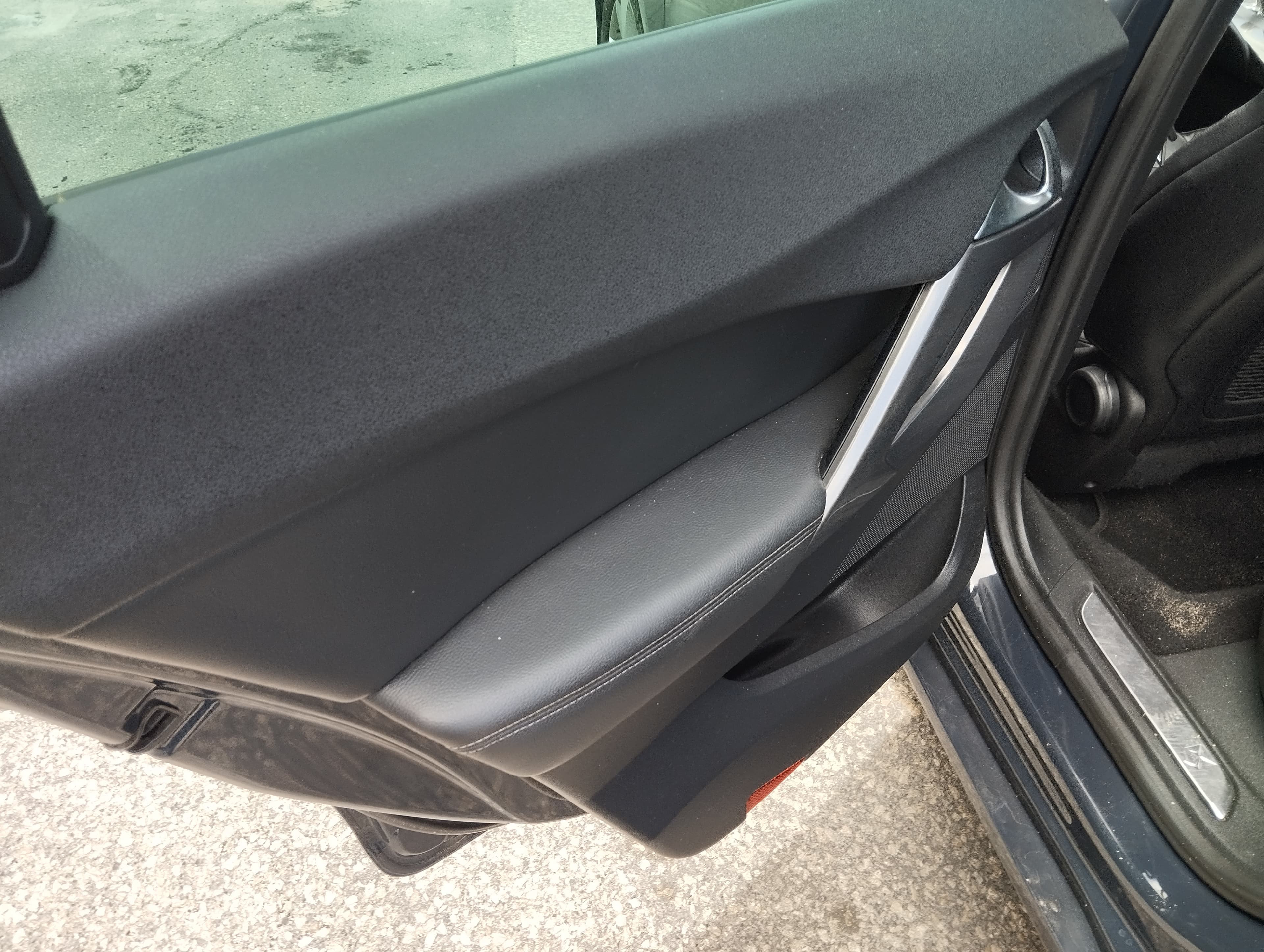 Citroën DS5 2.0 HDi Hybrid4 Allroad · Ano 2013 — imagem 13