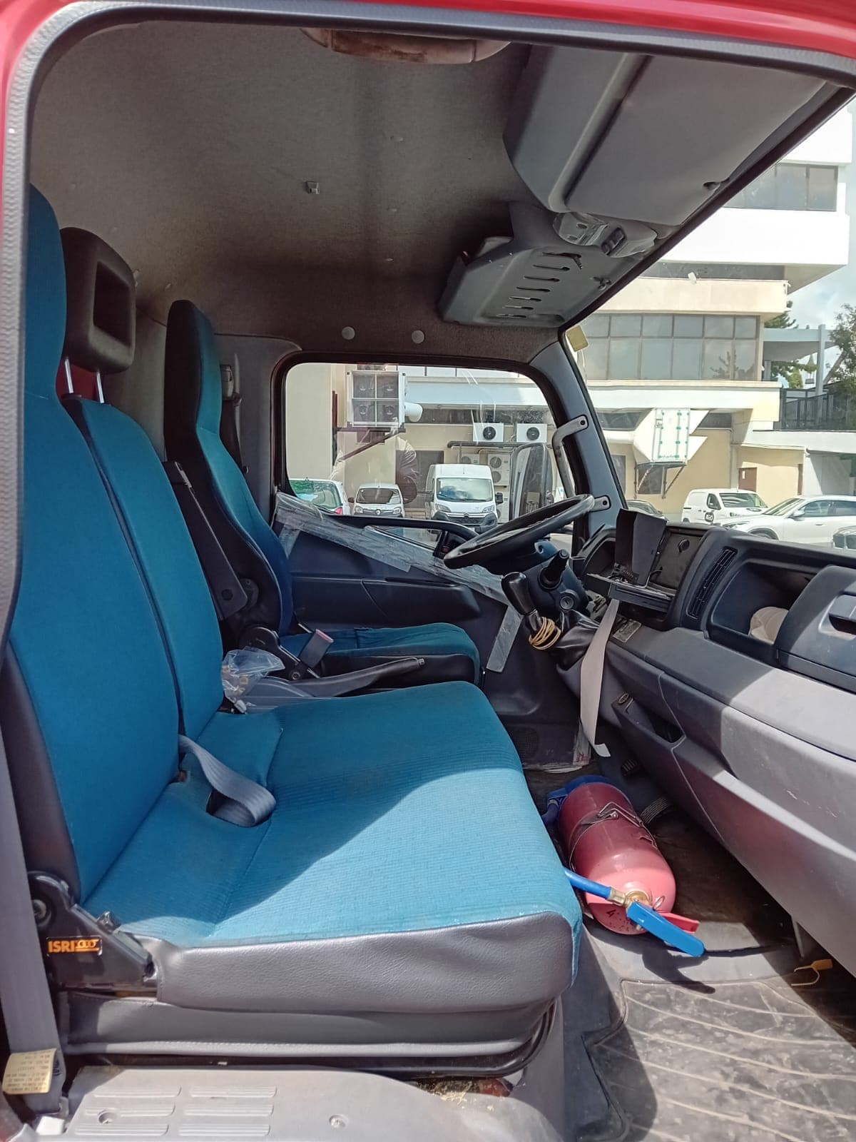 Mitsubishi Canter FE4P10-02 · Ano 2012 — imagem 13
