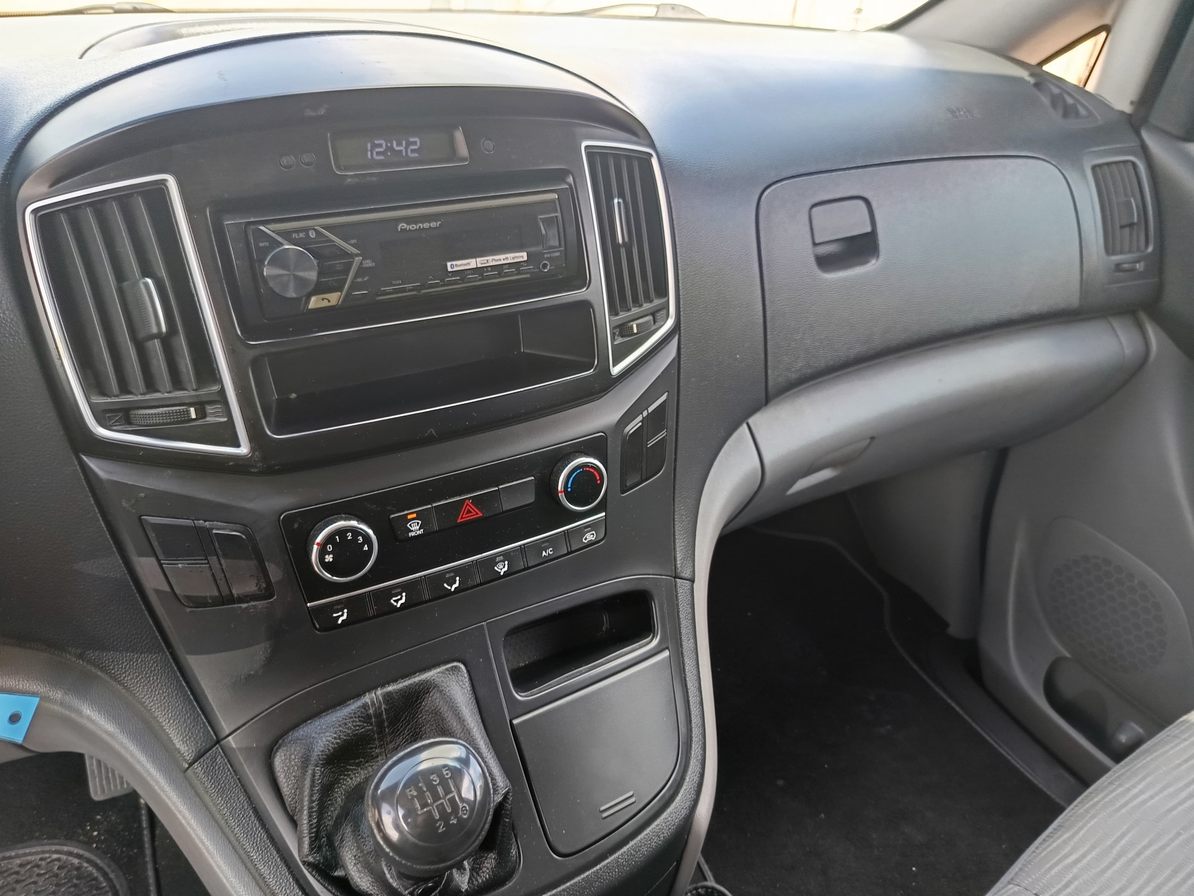 Hyundai H1 · Año 2019 — imagen 28