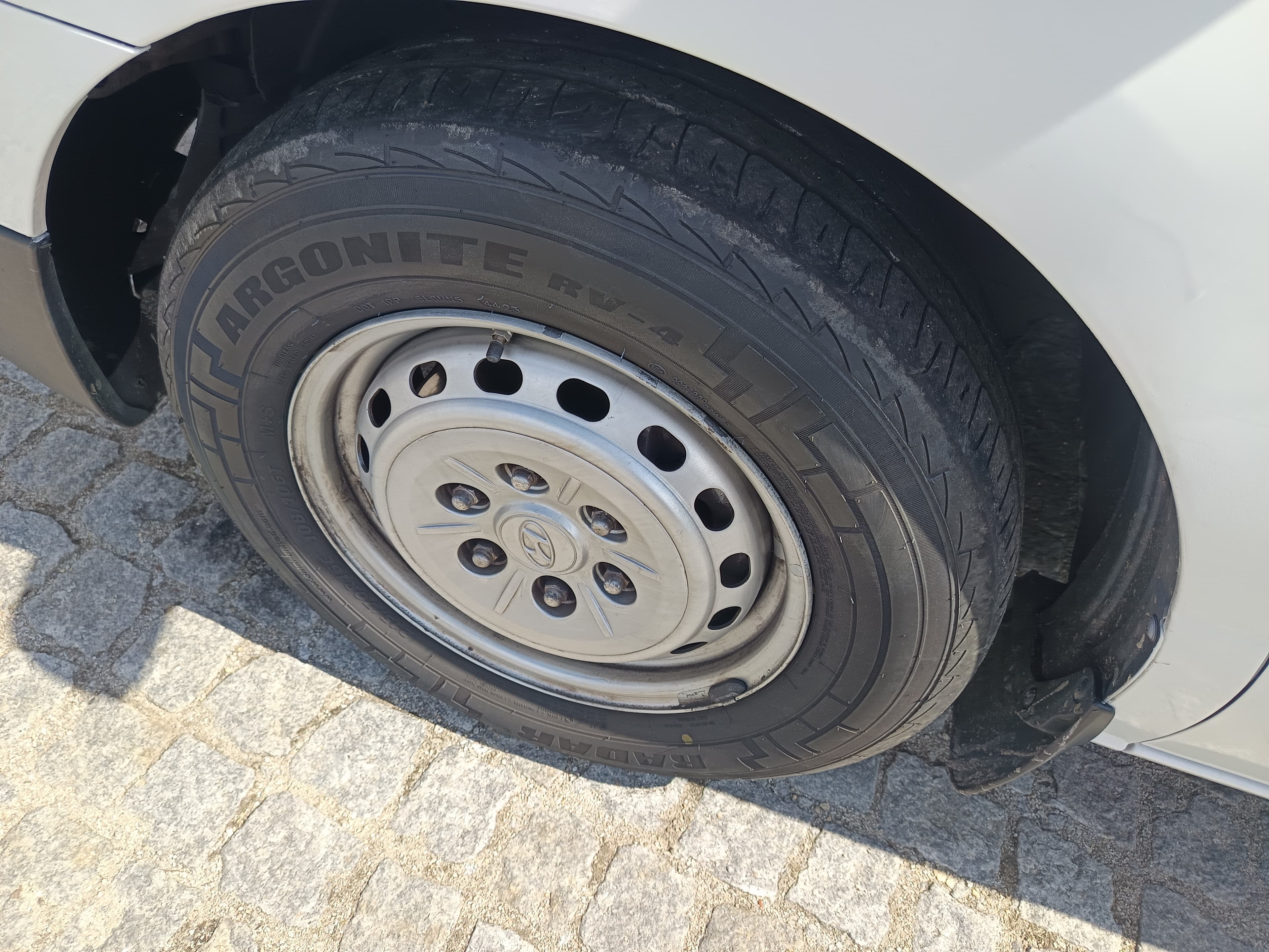 Hyundai H1 · Año 2019 — imagen 11