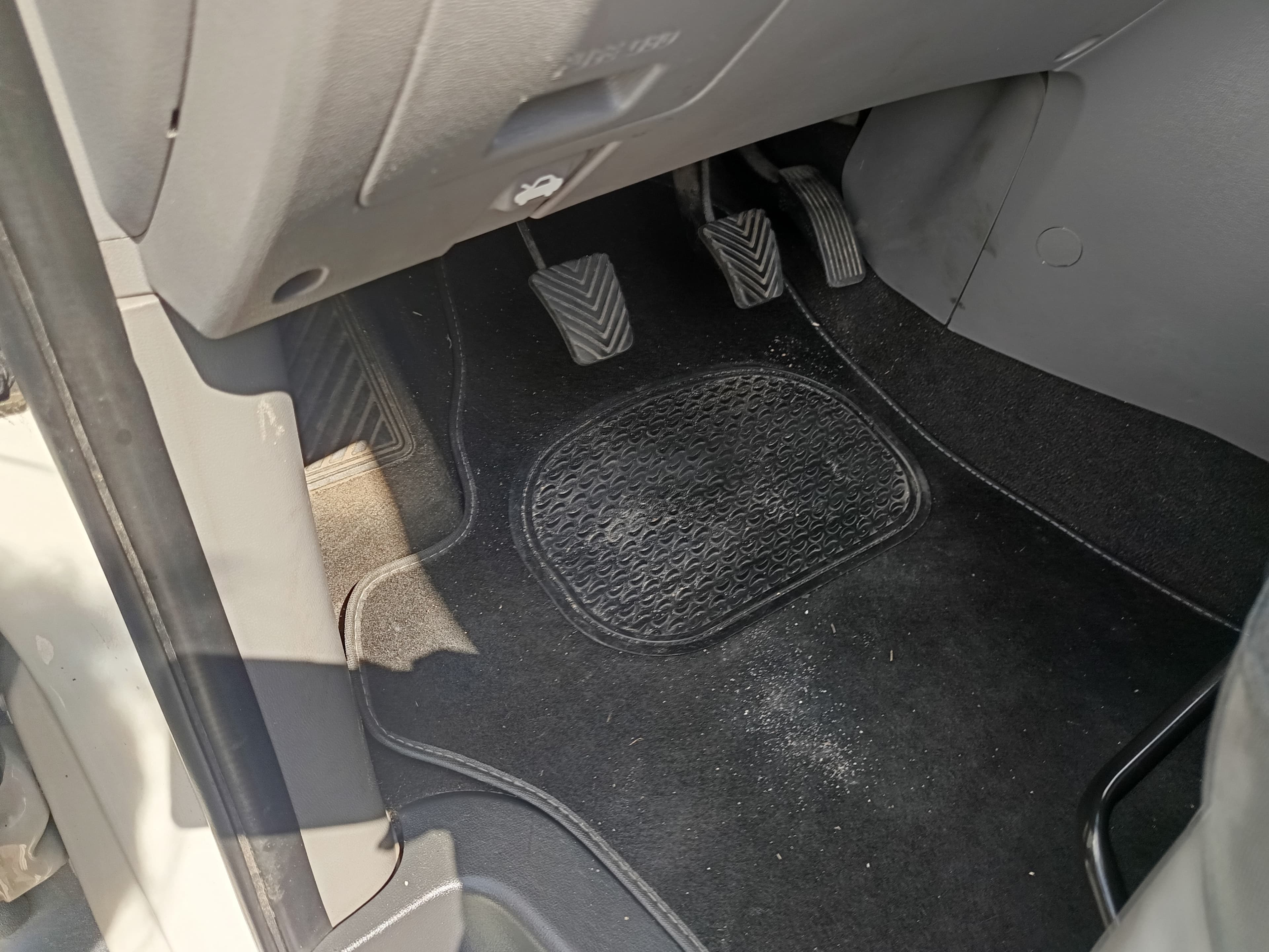 Hyundai H1 · Año 2019 — imagen 24