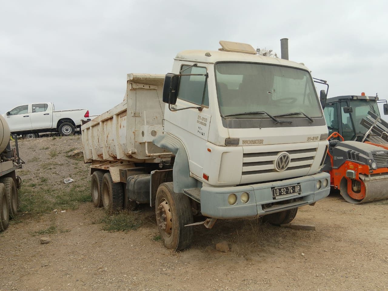 Camião Basculante Volkswagen Worker 31-310 — imagem 3
