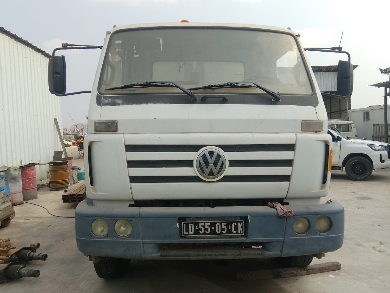 Camião Basculante Volkswagen Worker 31-310 — imagem 2