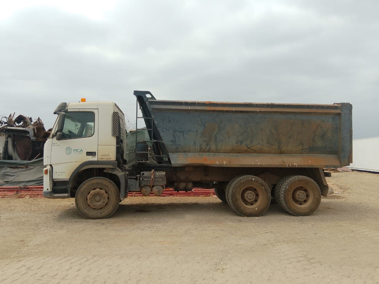 Camião Basculante Volvo FM 400 — imagem 5