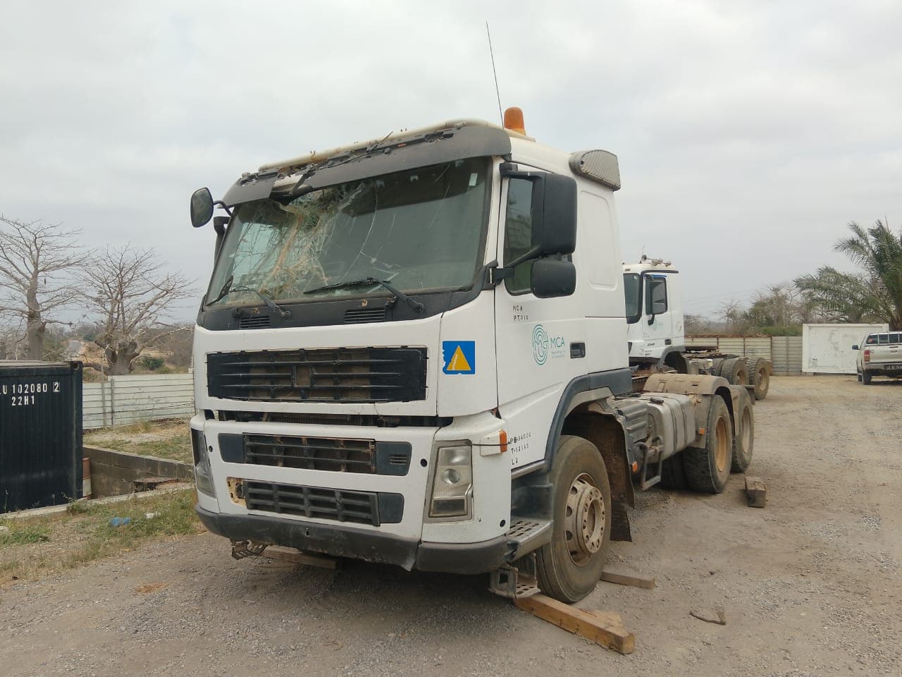 Camião Tractor Volvo FM 440