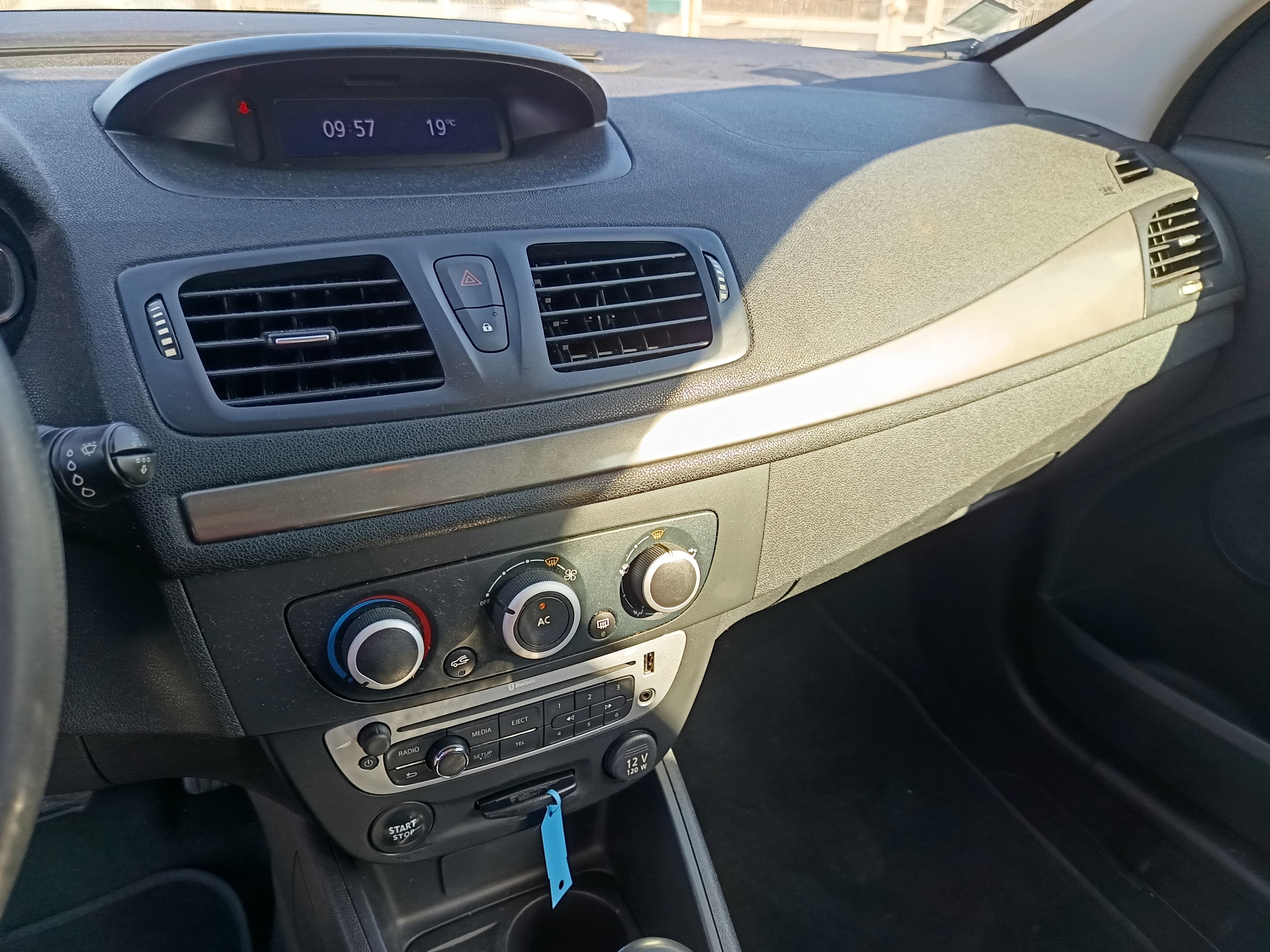 Renault Mégane · Ano 2013 — imagen 36