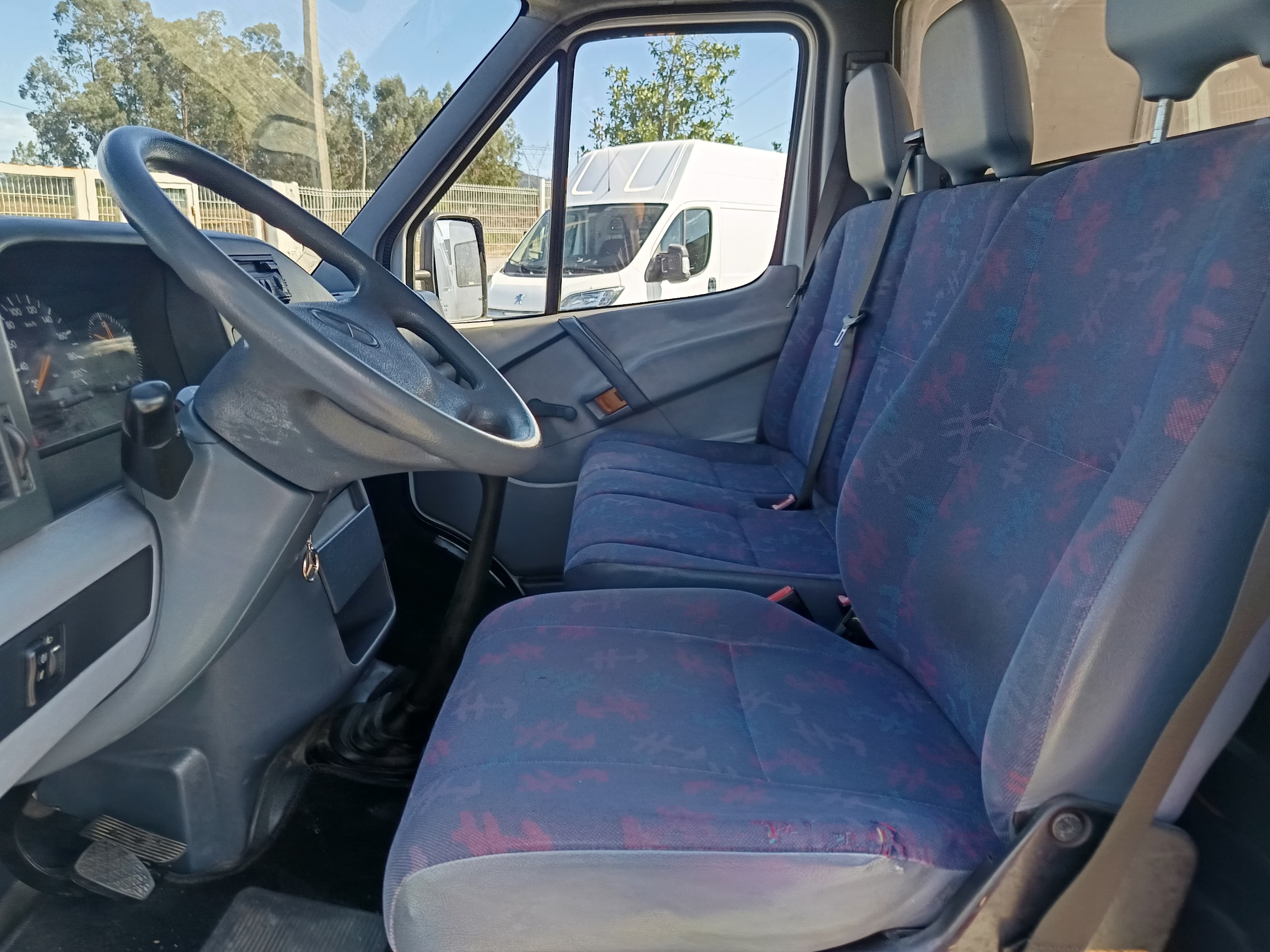 Mercedes-Benz Sprinter · Ano 1999 — imagem 23