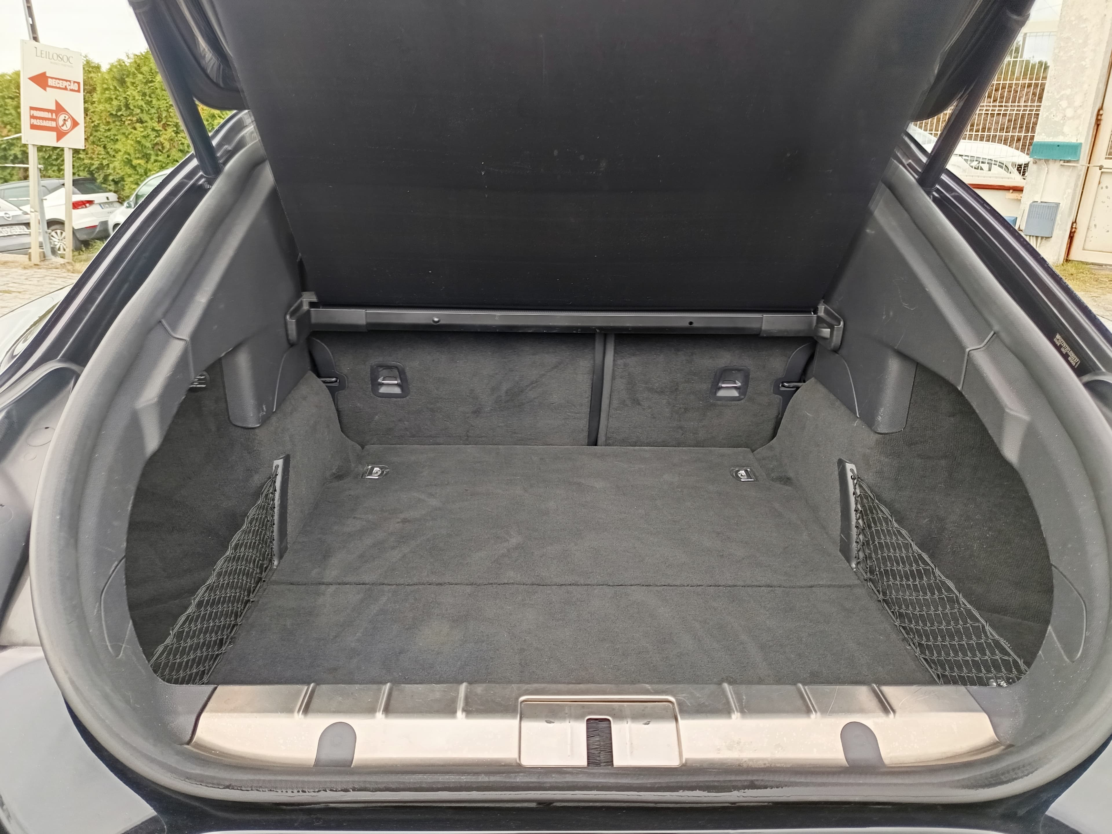 Porsche Panamera · Diesel · Ano 2011 — image 18