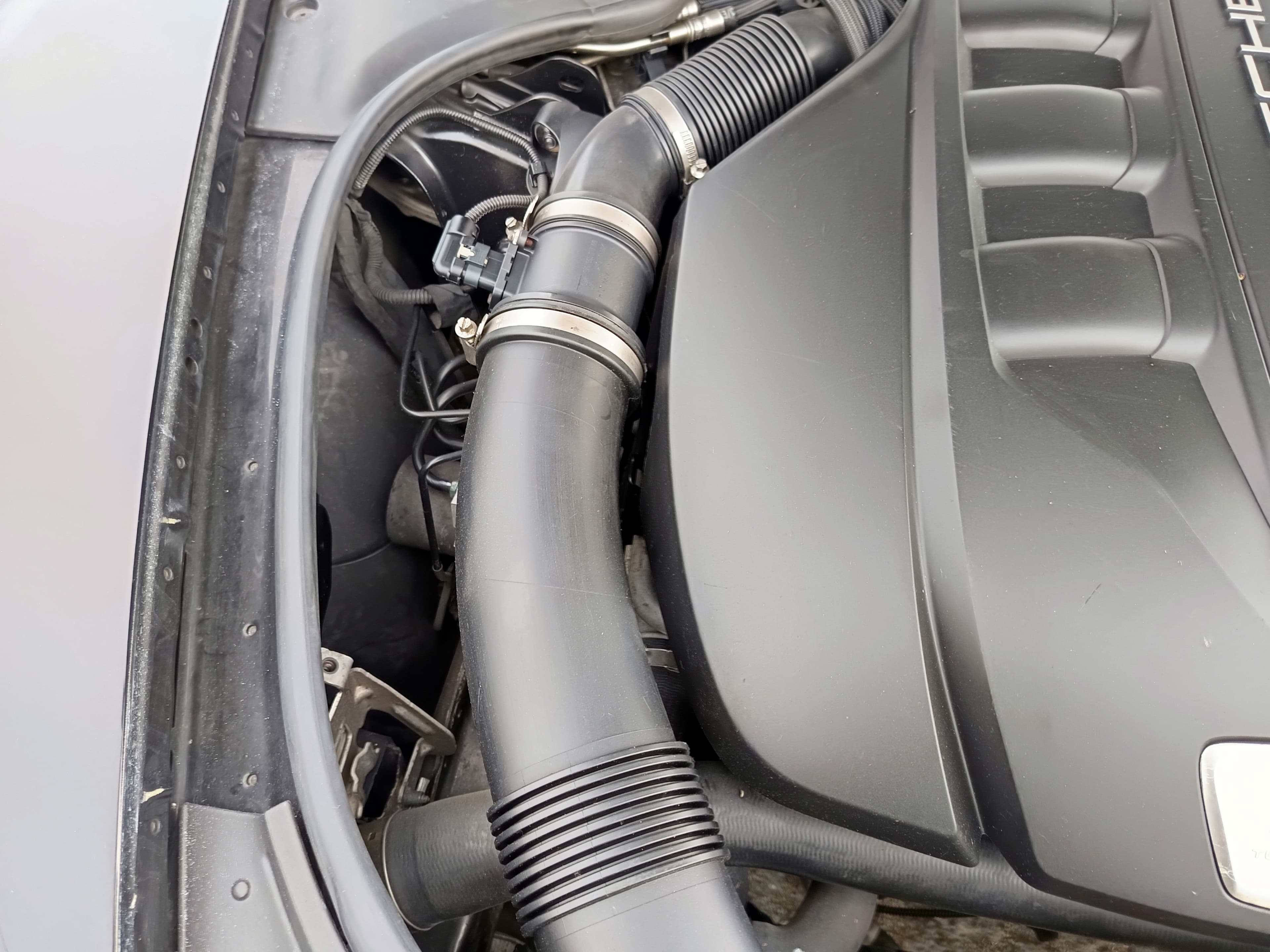 Porsche Panamera · Diesel · Ano 2011 — image 16