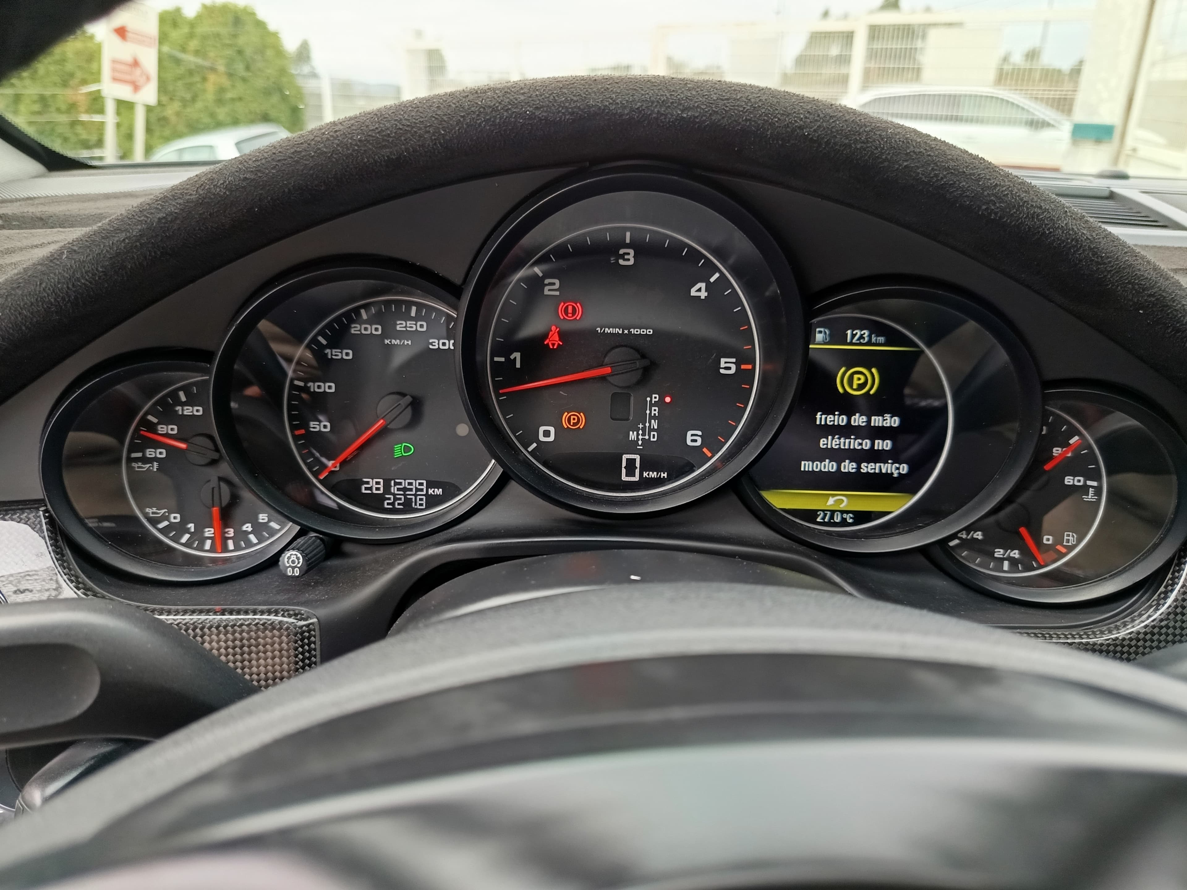 Porsche Panamera · Diesel · Ano 2011 — image 43
