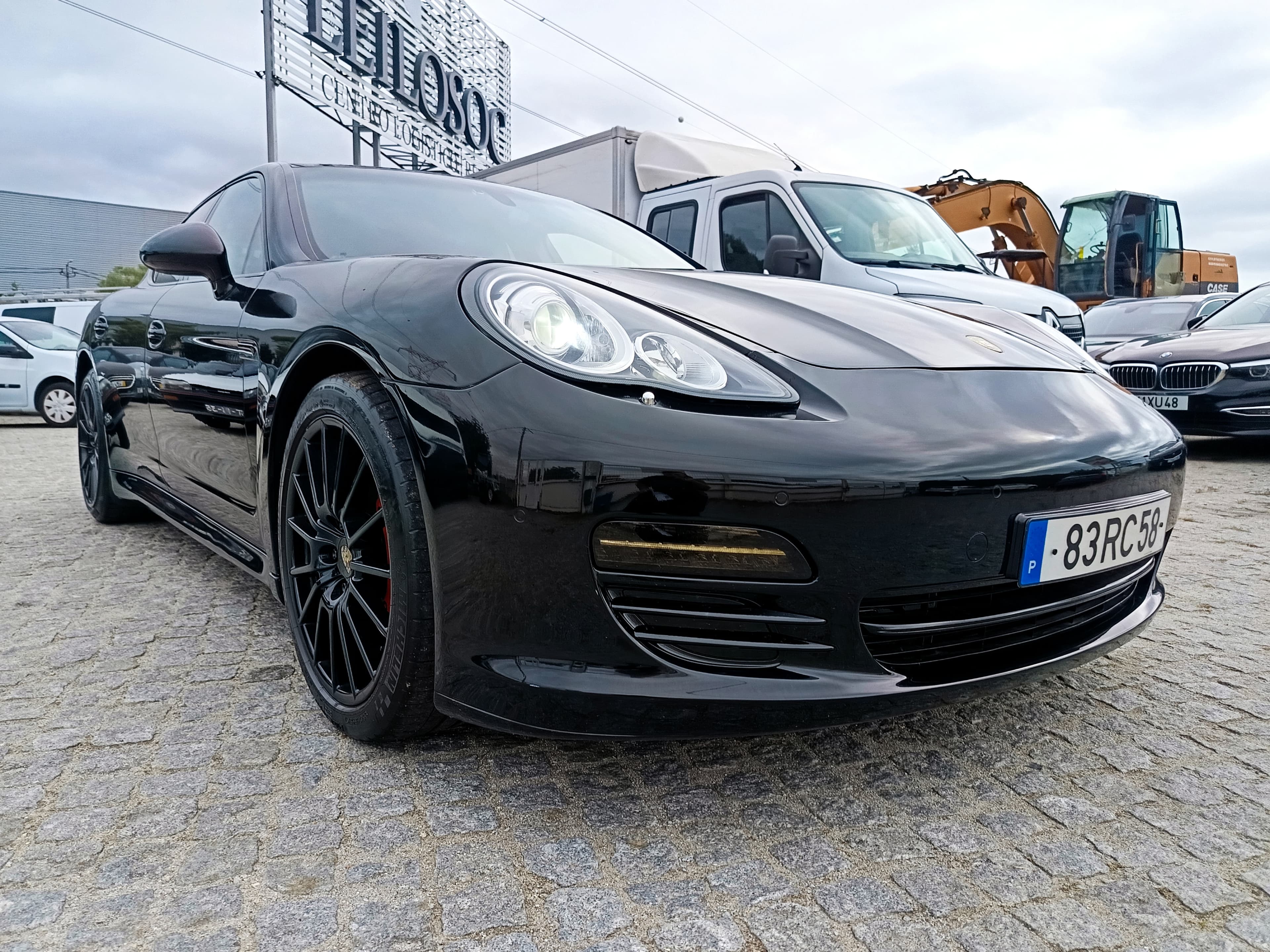 Porsche Panamera · Diesel · Ano 2011 — image 4