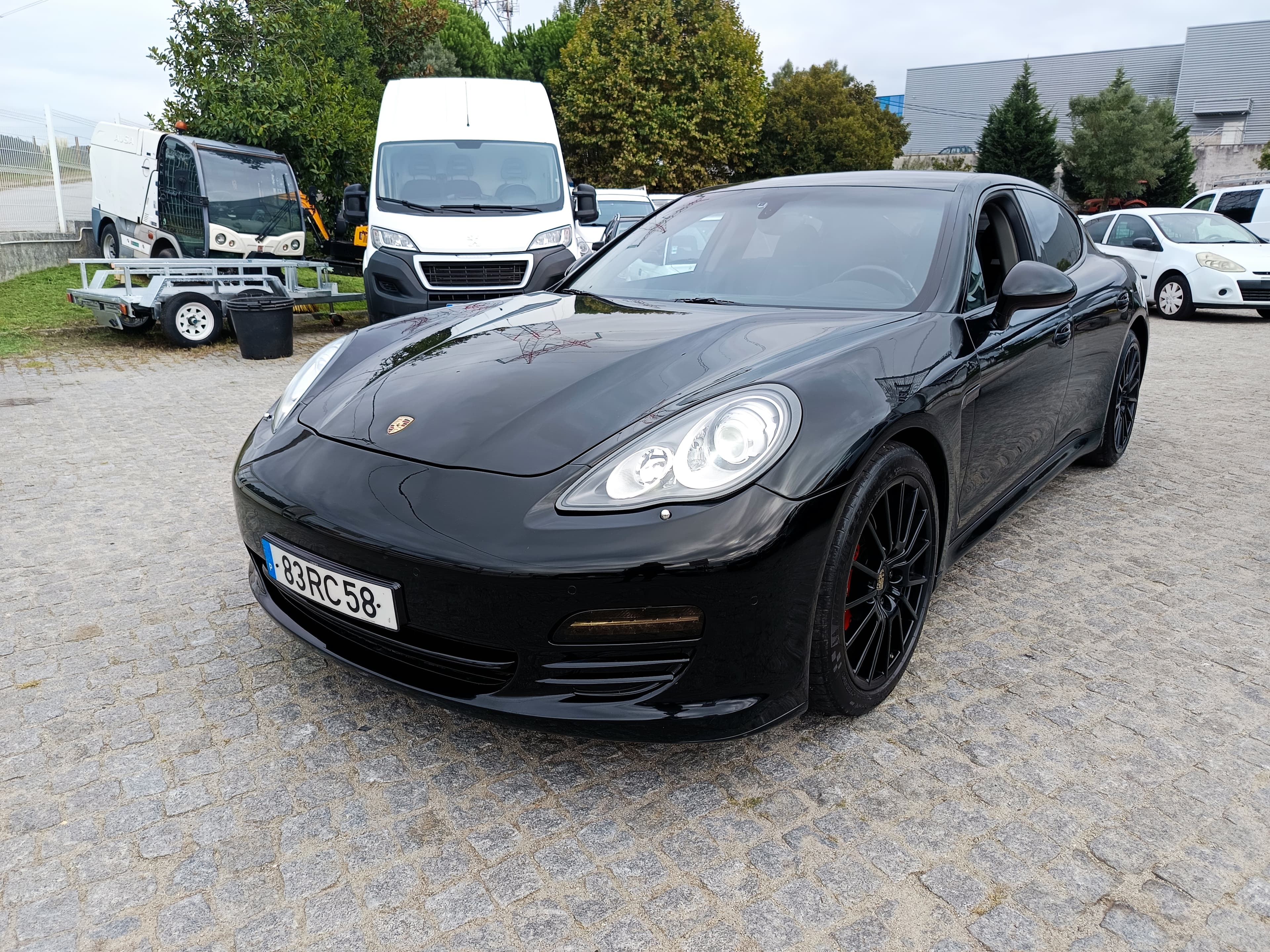 Porsche Panamera · Diesel · Ano 2011 — image 1