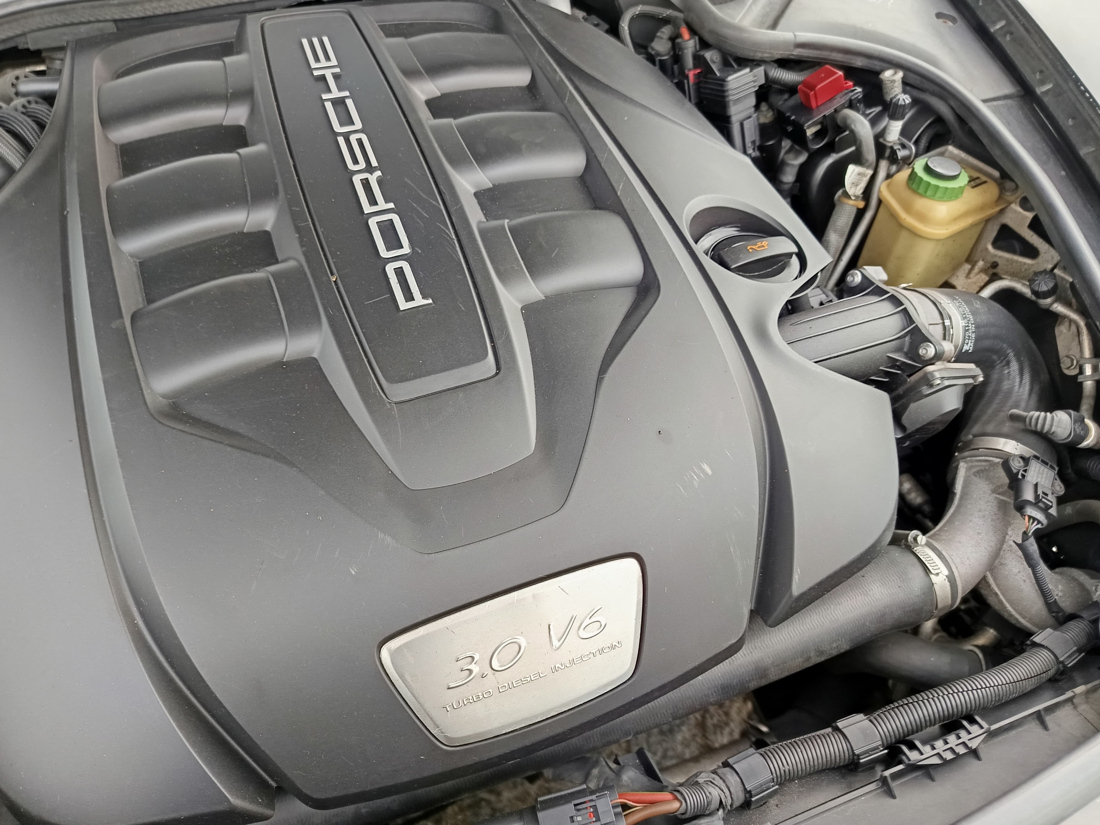 Porsche Panamera · Diesel · Ano 2011 — image 17