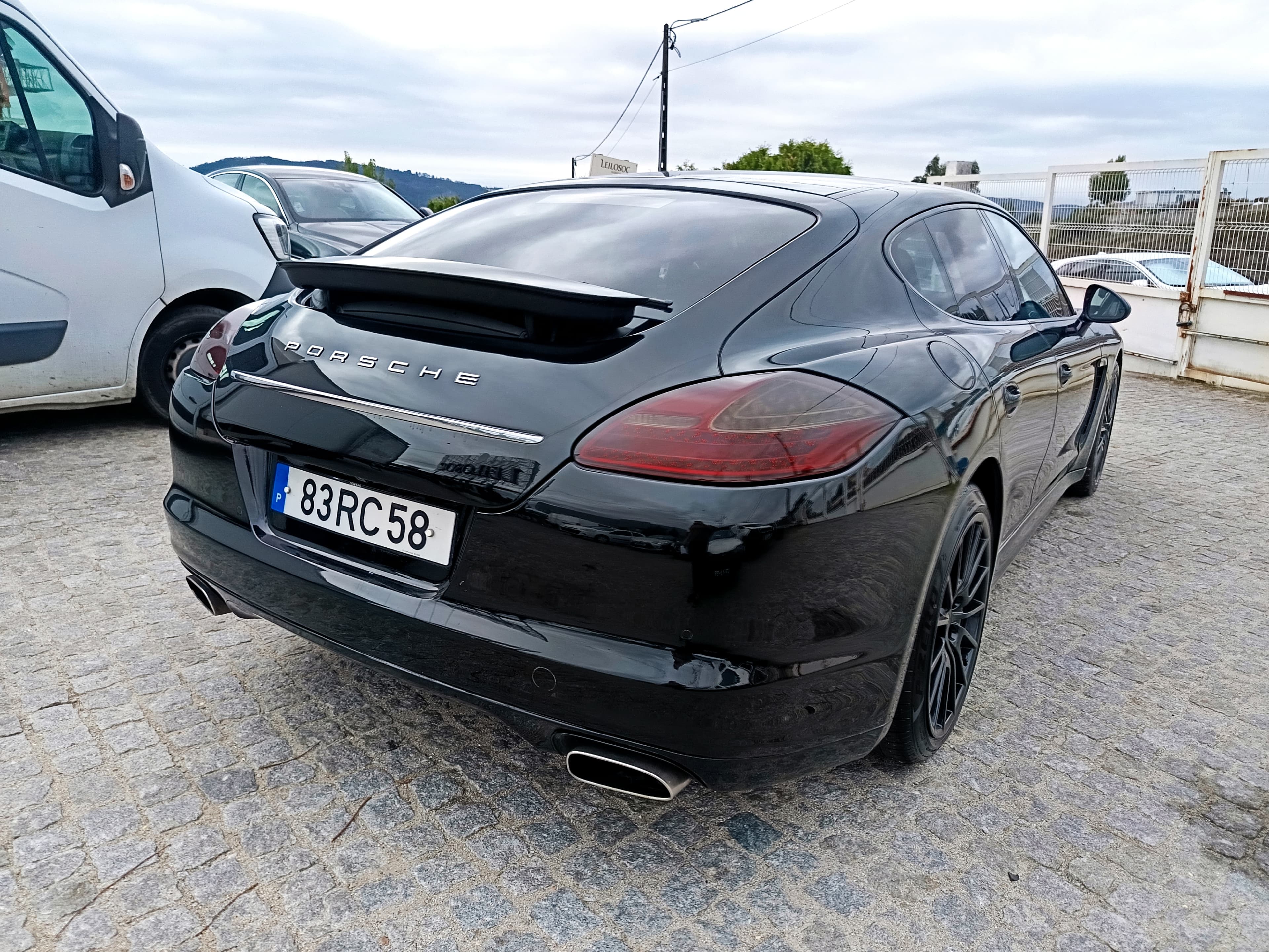 Porsche Panamera · Diesel · Ano 2011 — image 5