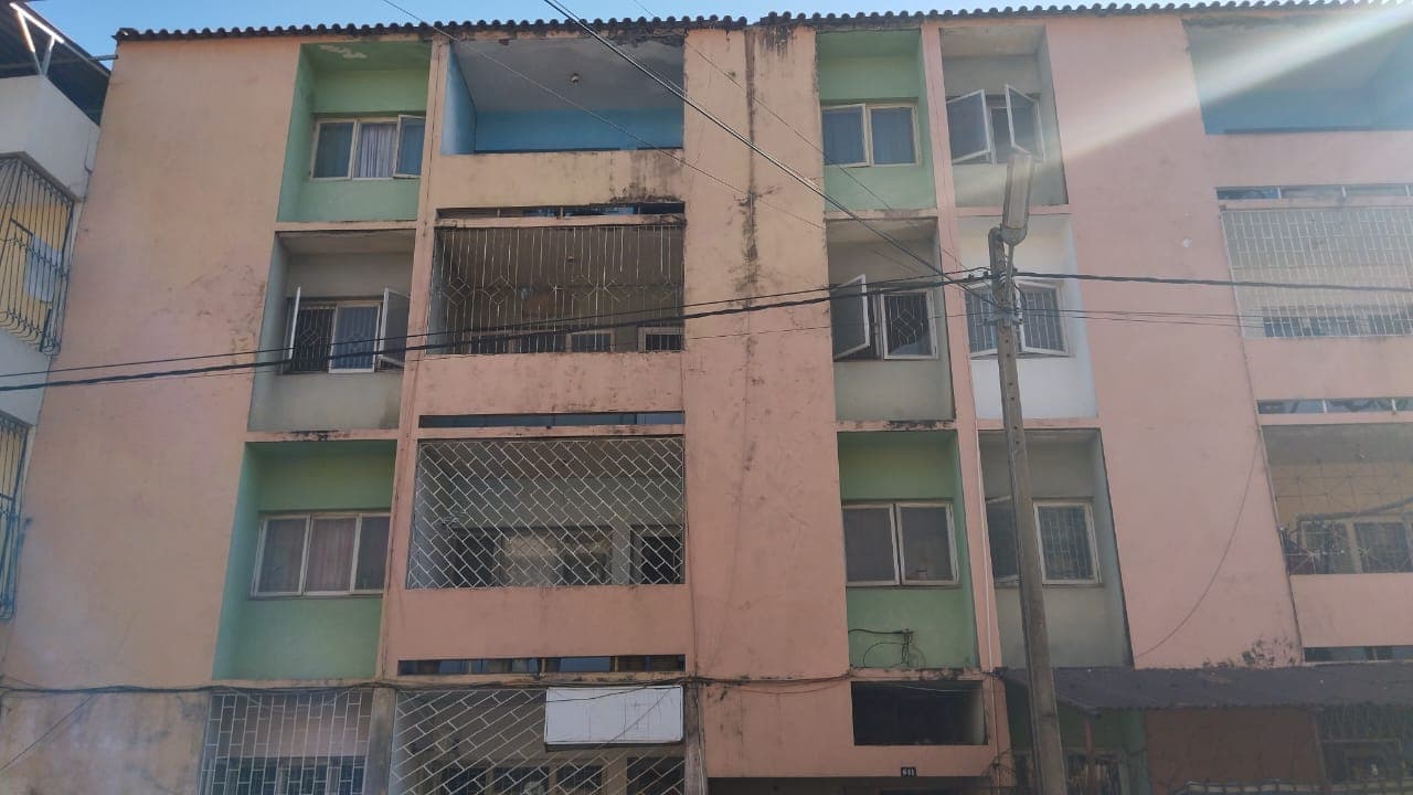 Apartamento T3 em edifício de quatro pisos — imagem 8