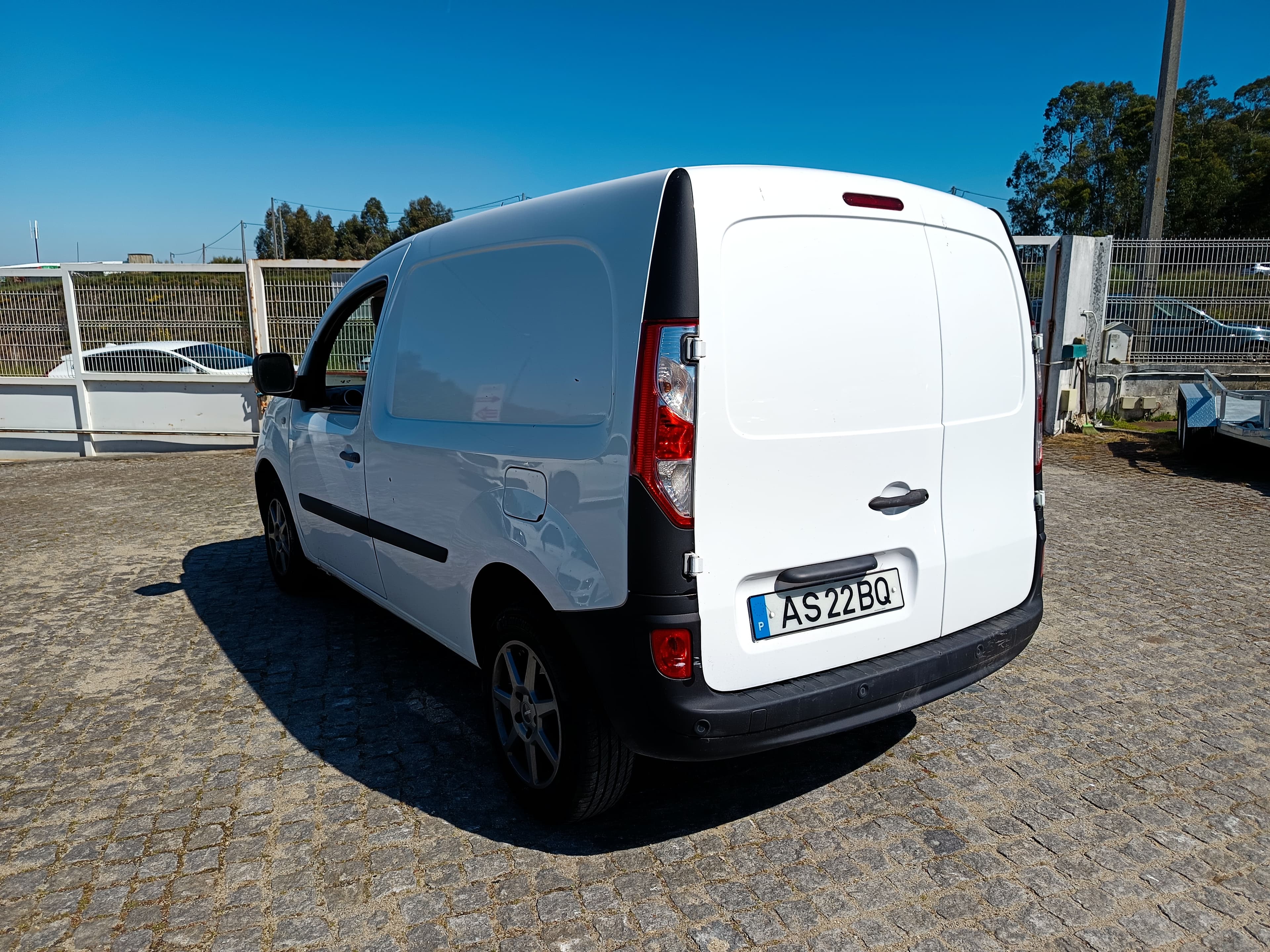 Renault Kangoo · Ano 2015 — imagem 6