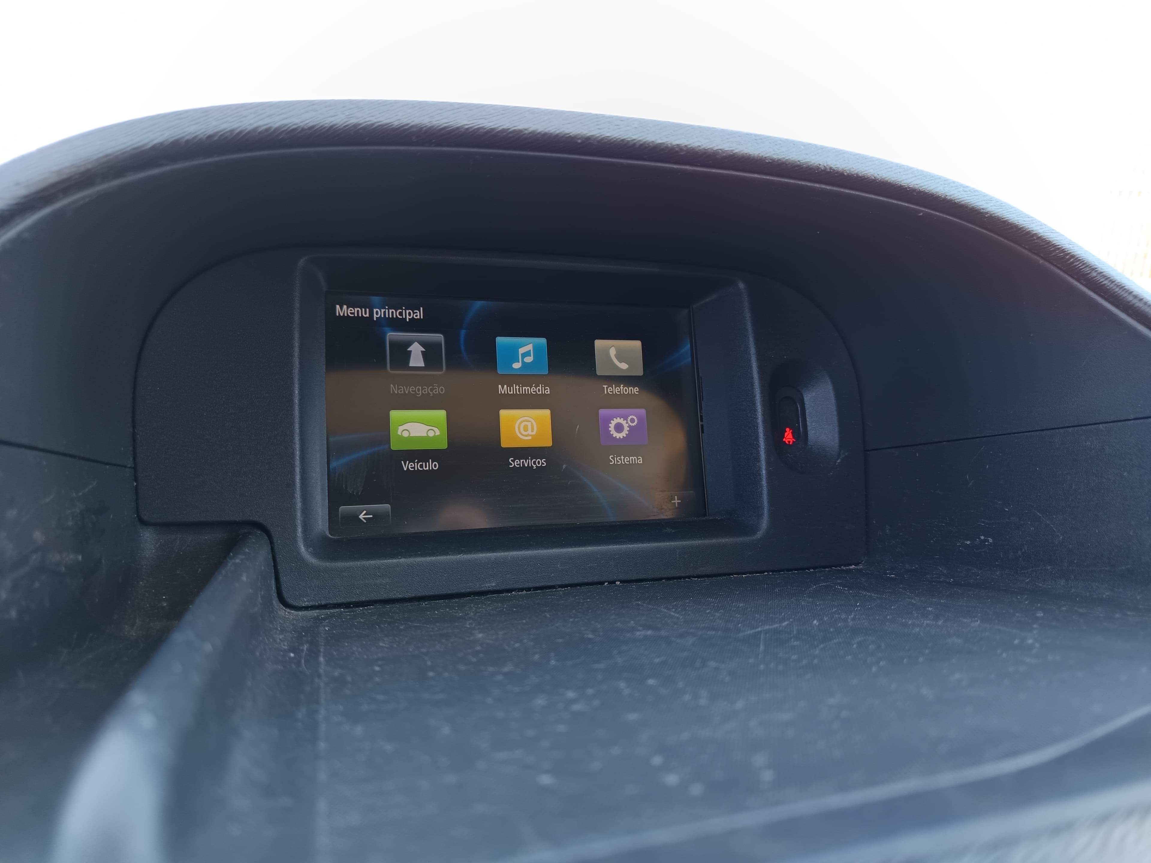 Renault Kangoo · Ano 2015 — imagem 31