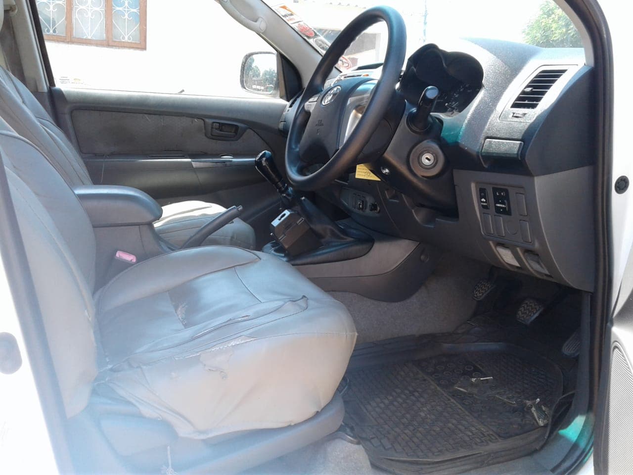 Toyota Hilux — imagem 10