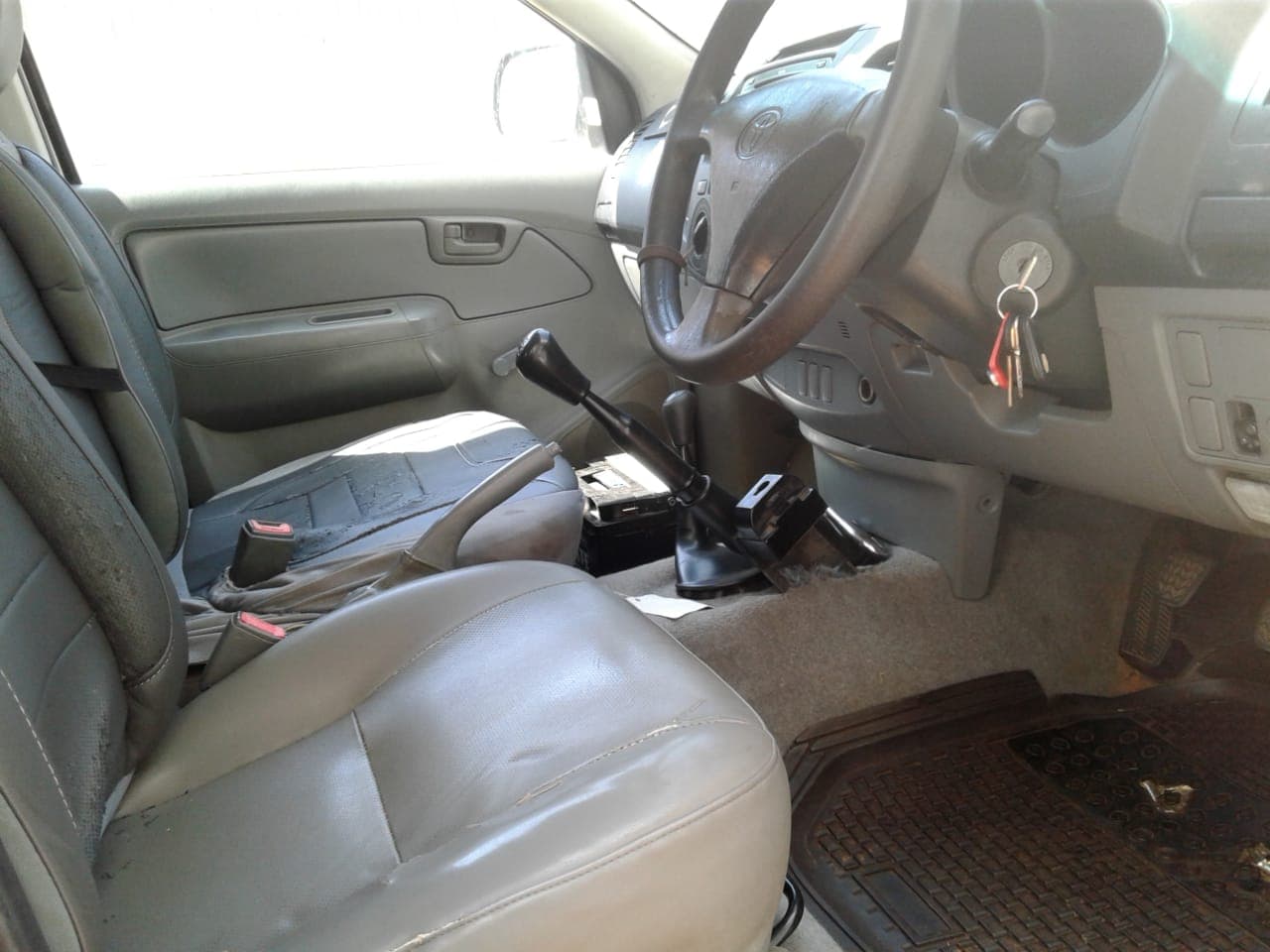 Toyota Hilux — imagen 12