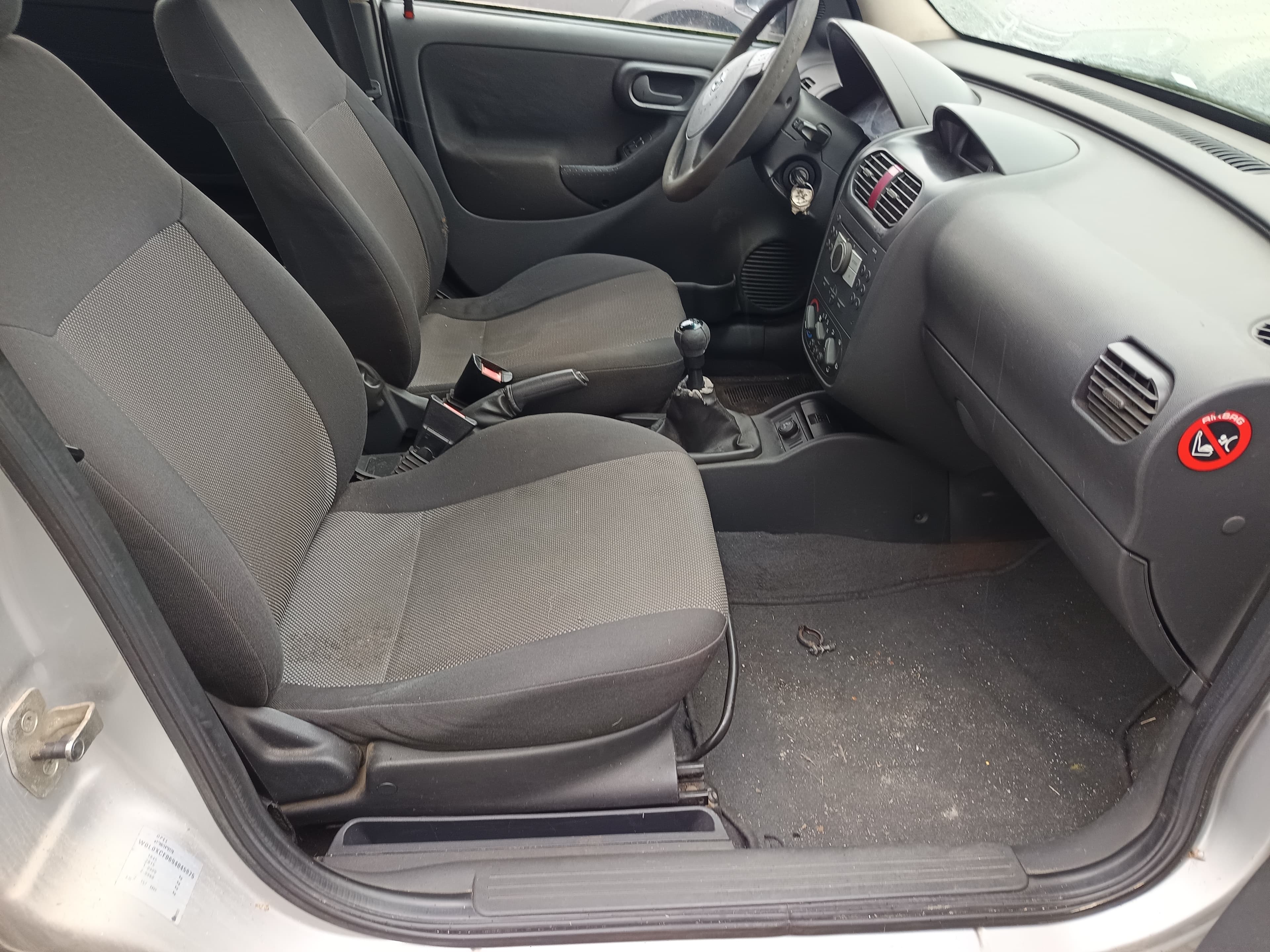 Opel Combo C Tour 1.3 CDTI · Ano 2008 — imagem 20