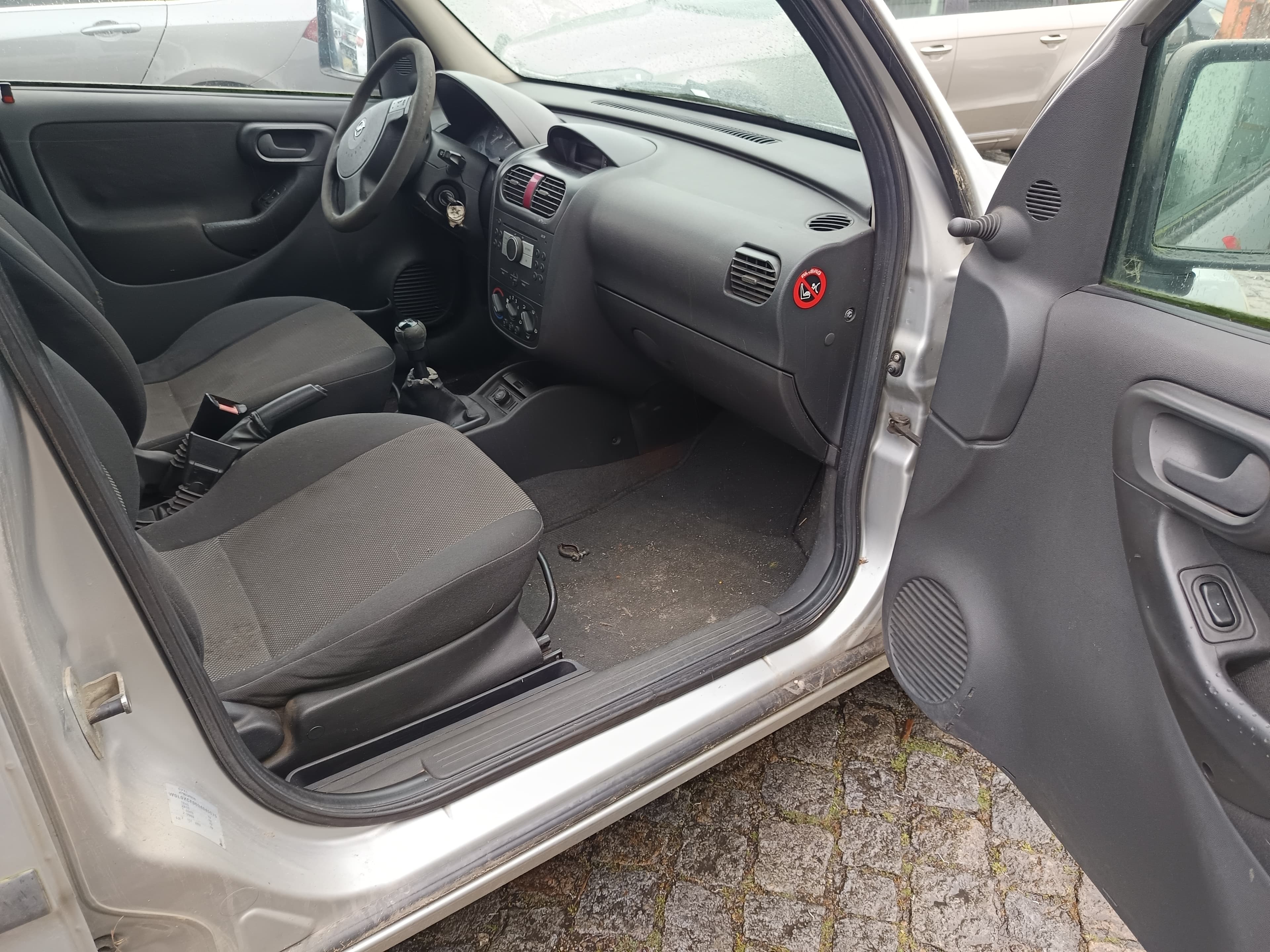 Opel Combo C Tour 1.3 CDTI · Ano 2008 — imagem 18