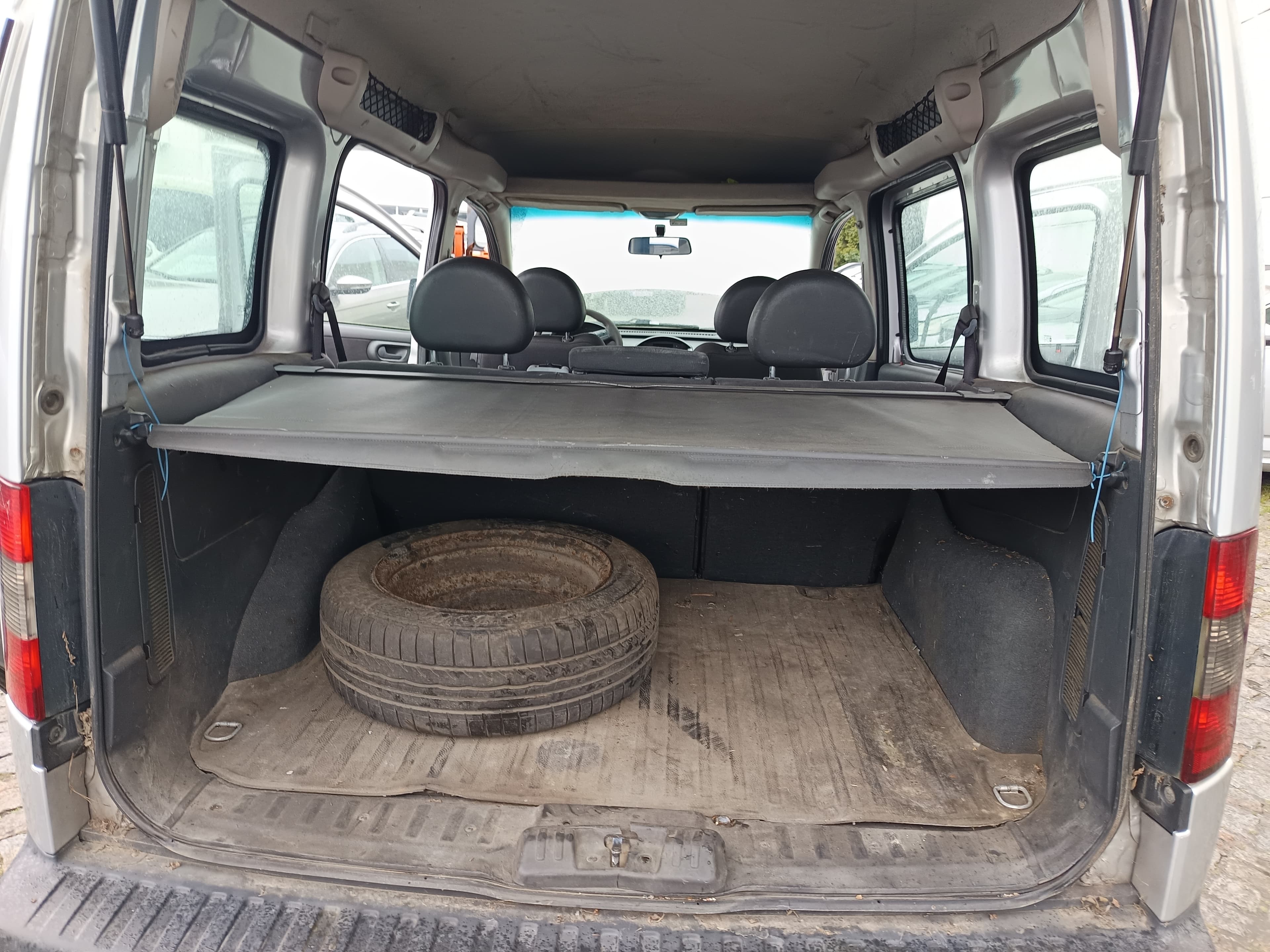 Opel Combo C Tour 1.3 CDTI · Ano 2008 — imagem 30