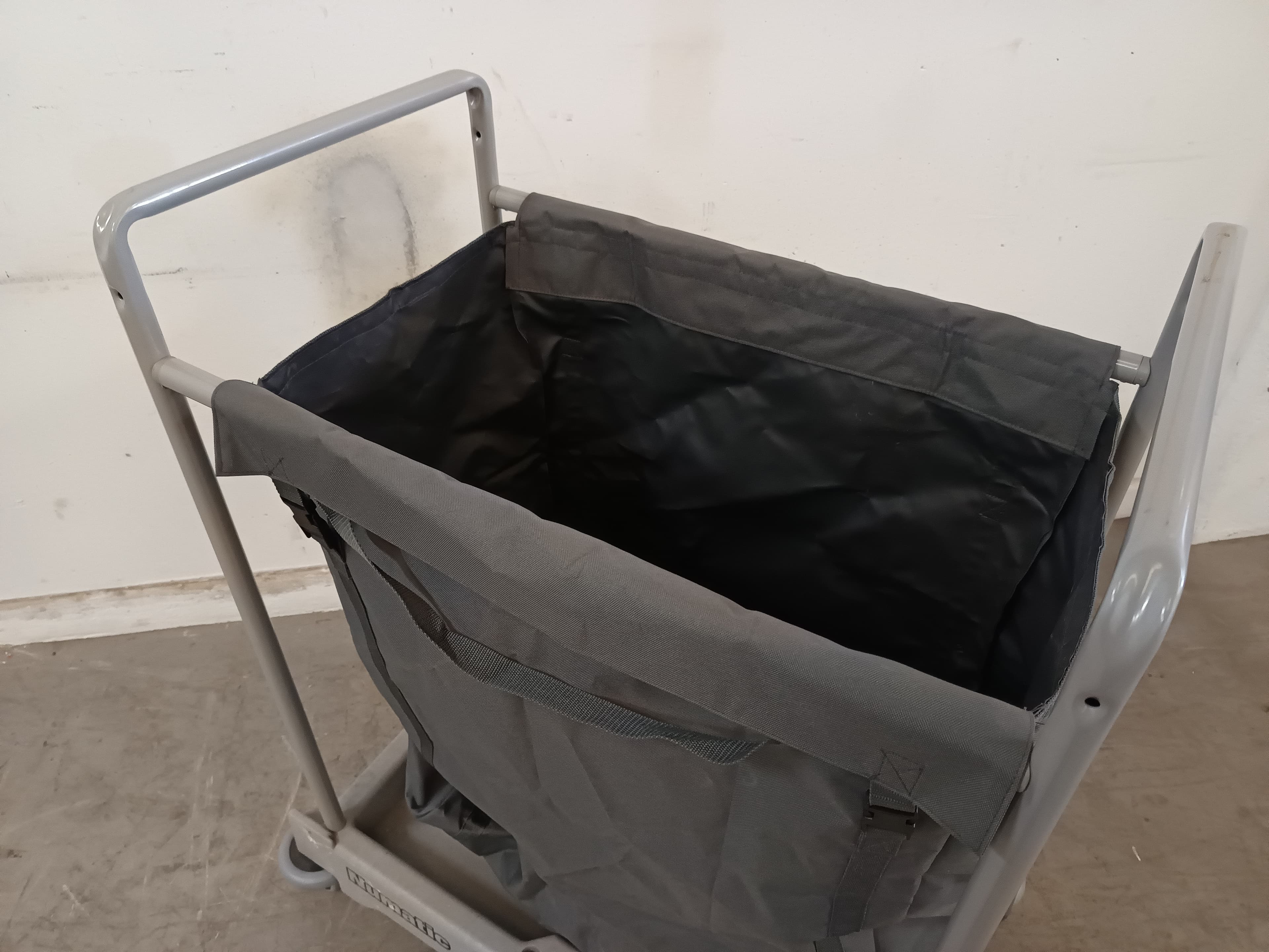 Carrinho Limpeza — imagem 4