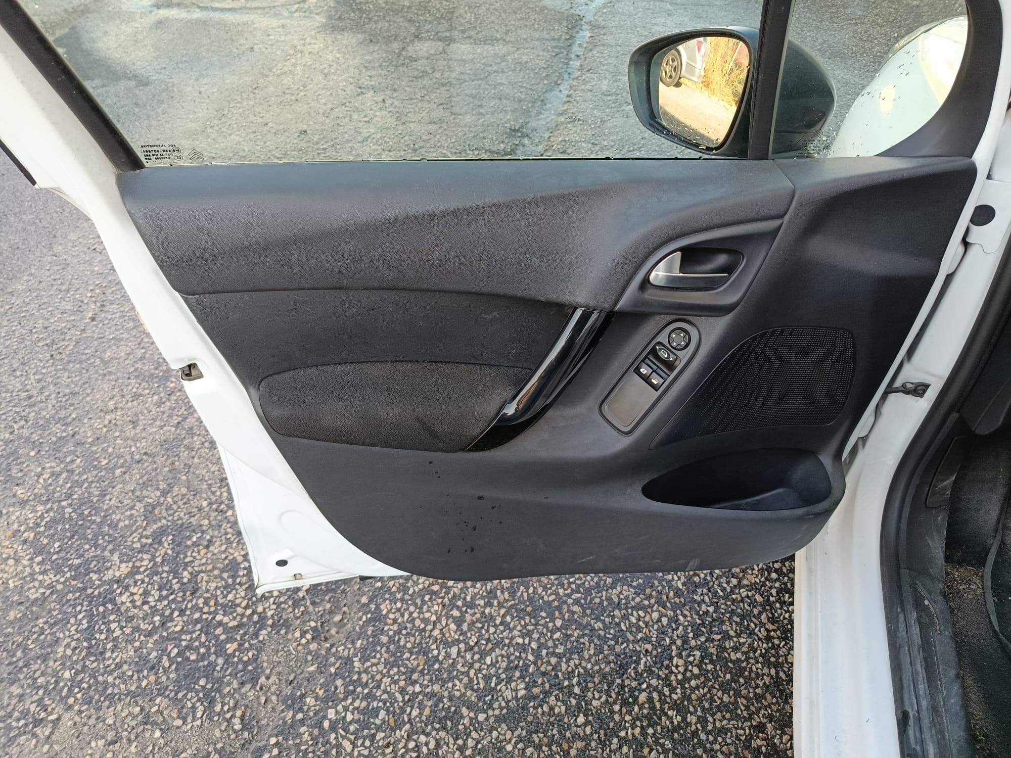 Citroën C3 · Ano 2016 — imagen 13