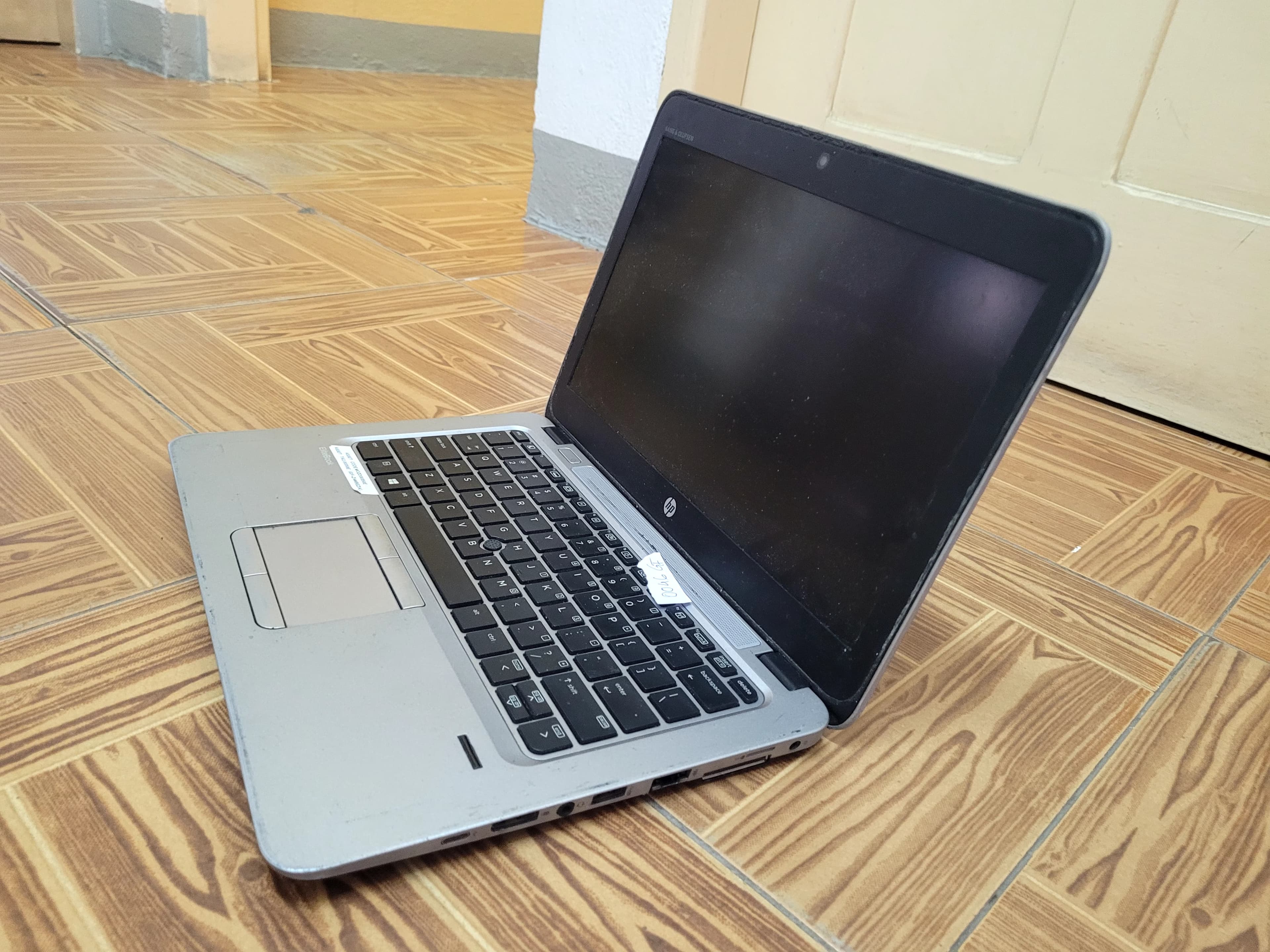 portátil - HP/EliteBook 725 G3 — imagem 3