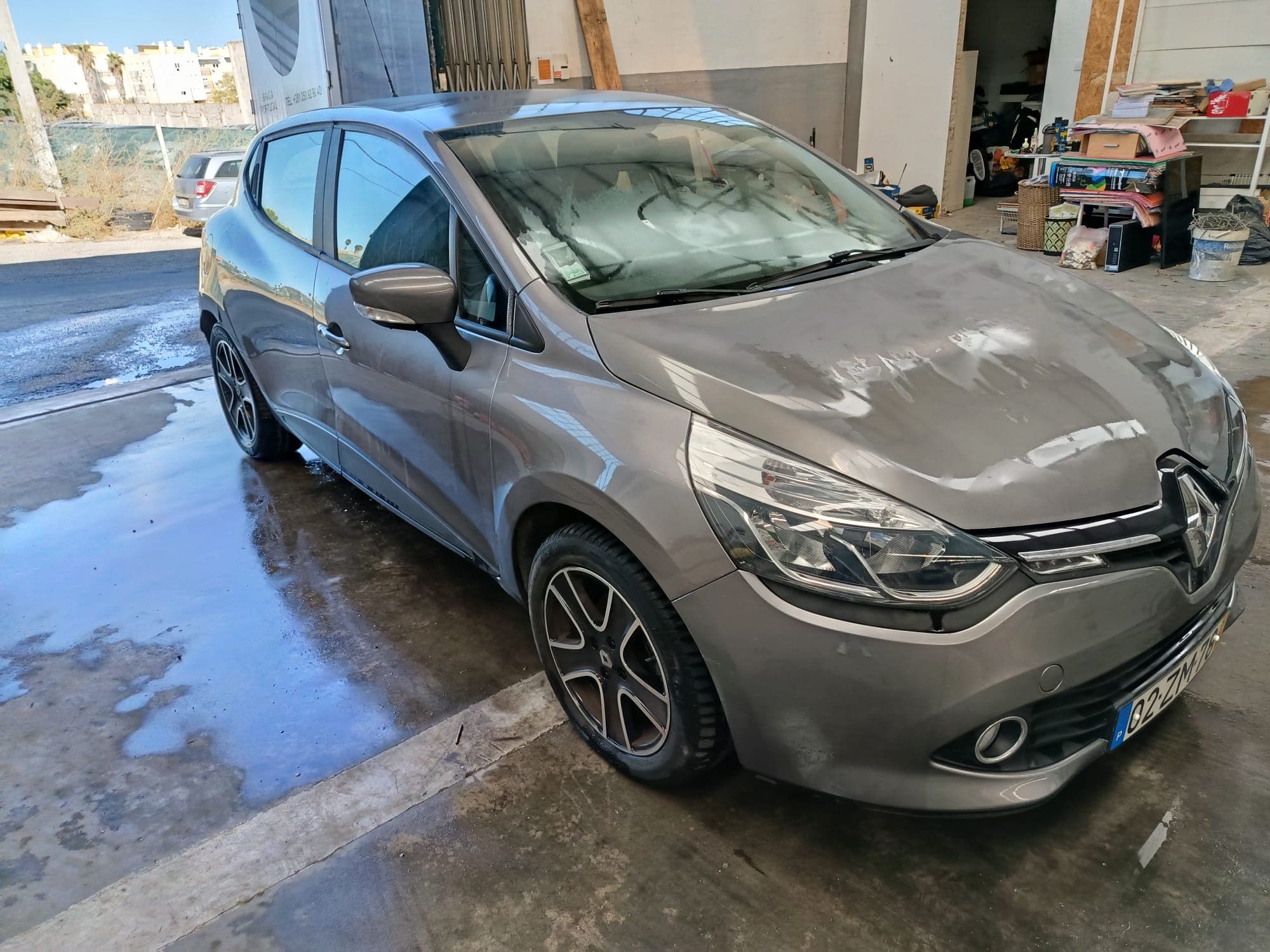 Renault Clio · Ano 2015 — imagem 3