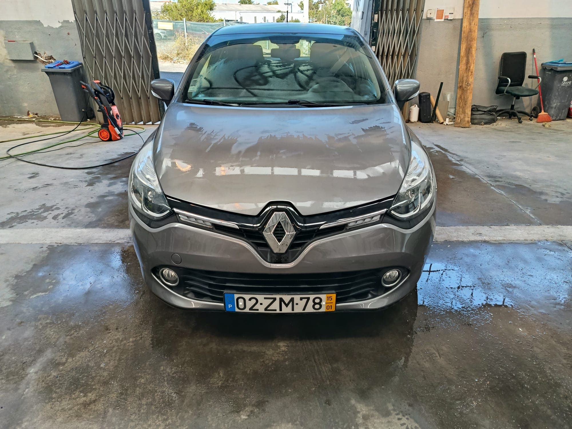 Renault Clio · Ano 2015 — imagem 2