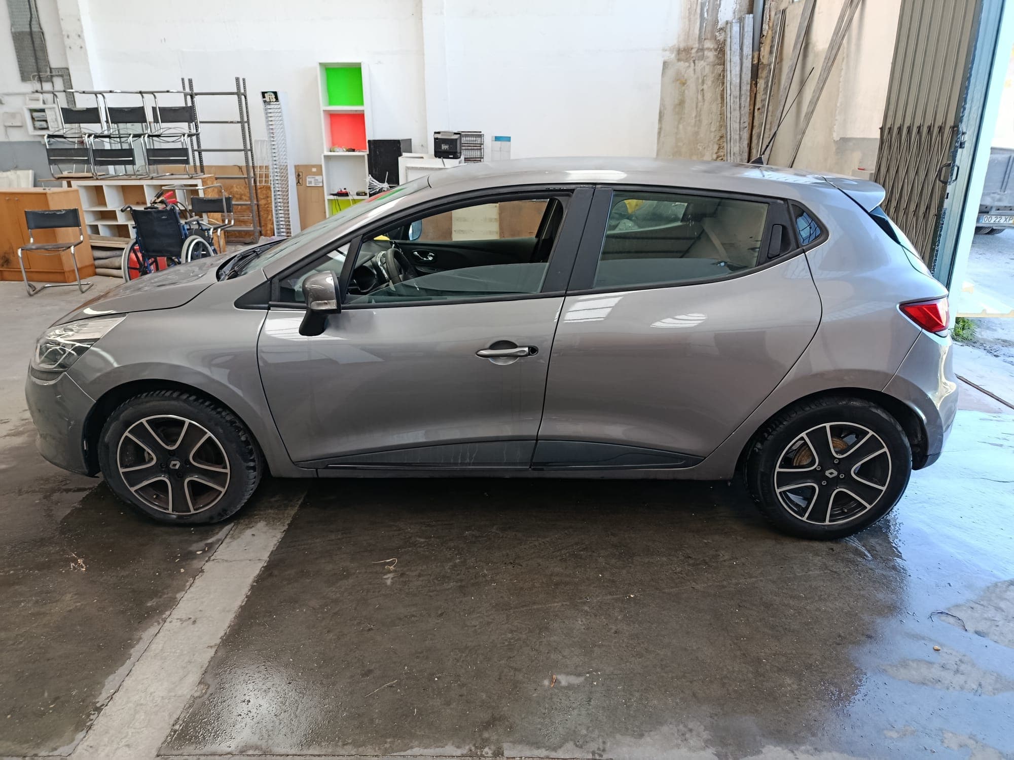 Renault Clio · Ano 2015 — imagem 6