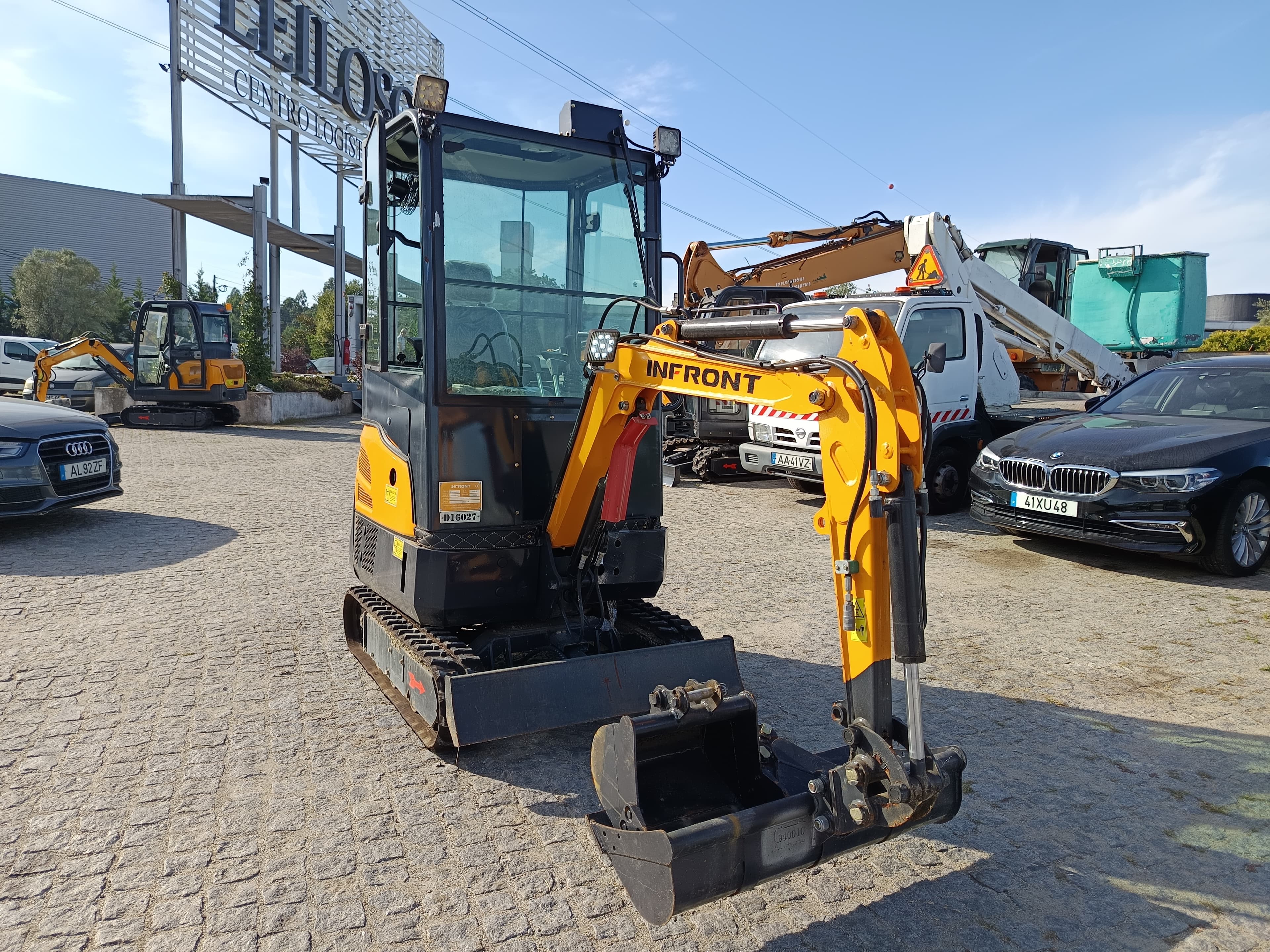 Mini Giratória Infront YFE16 · Ano 2022 — imagen 2