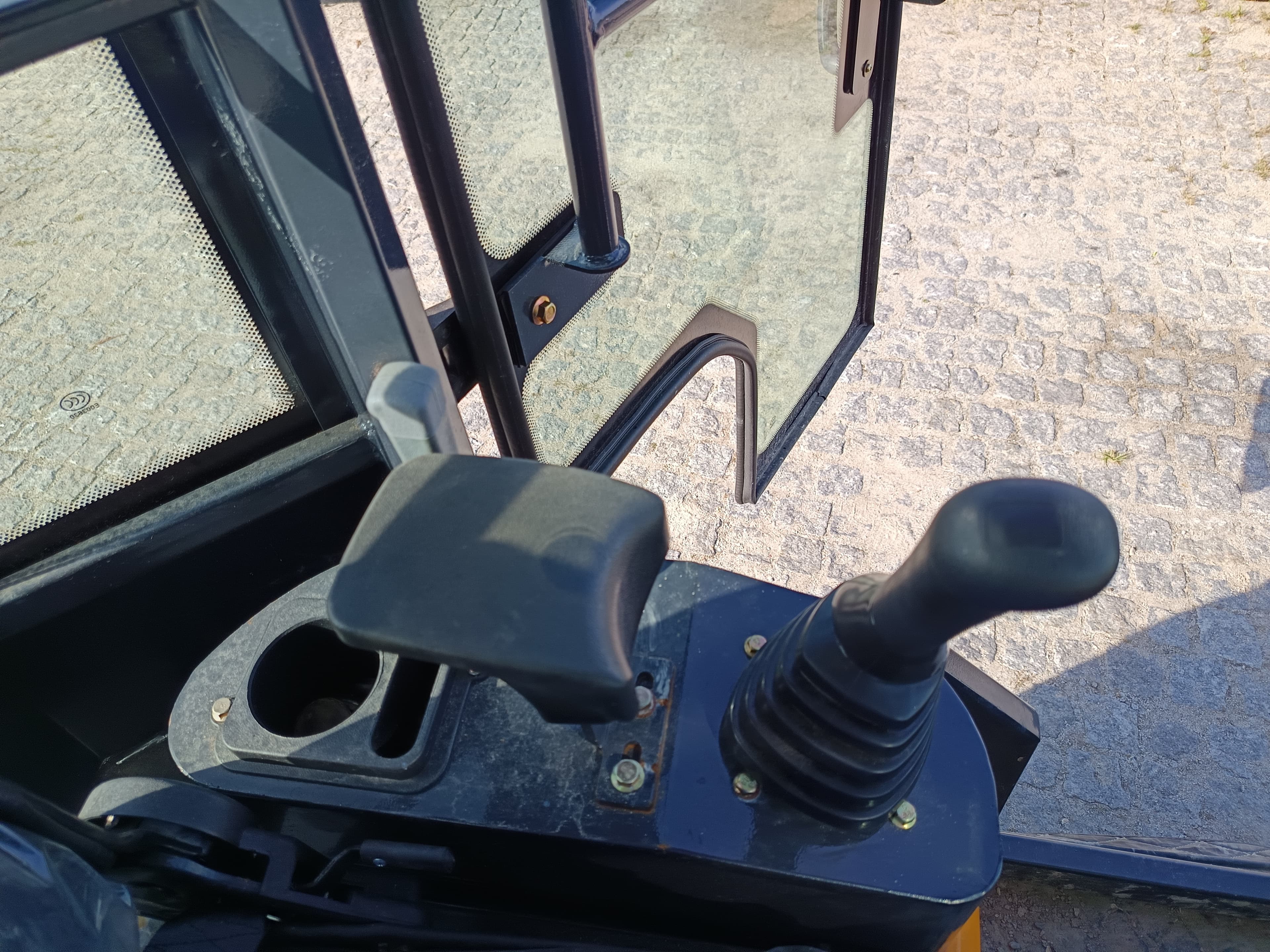 Mini Giratória Infront YFE16 · Ano 2022 — imagen 23