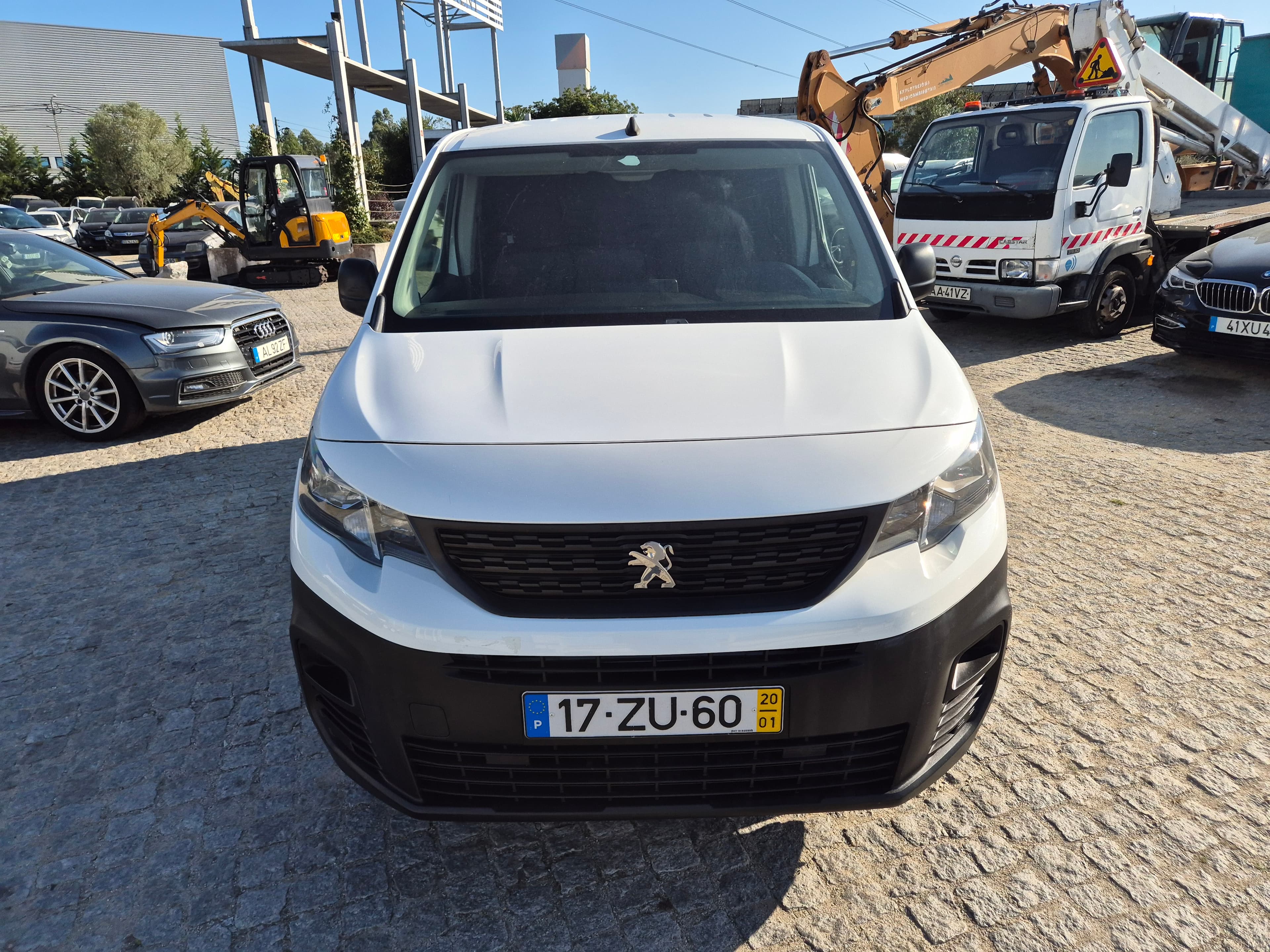 Peugeot Partner 1.5 Blue HDI XL · Ano 2020 — imagem 1