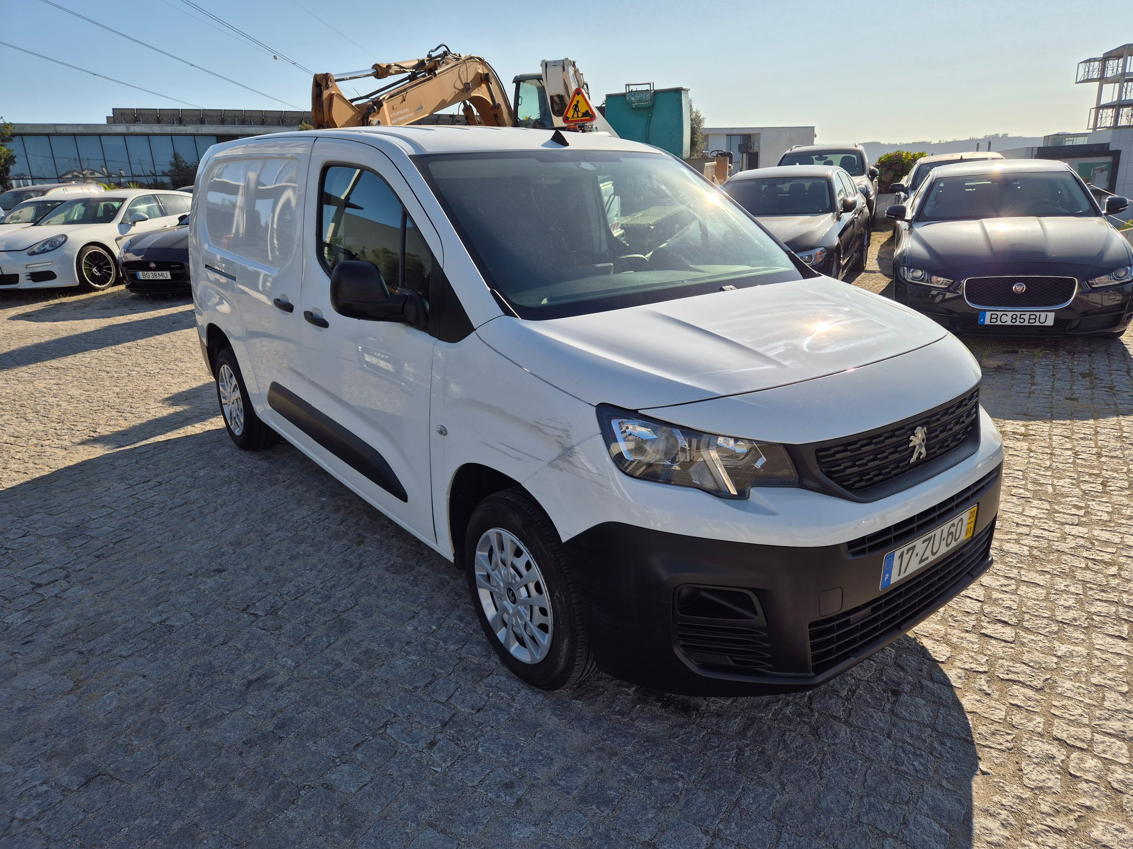Peugeot Partner 1.5 Blue HDI XL · Ano 2020 — imagem 2
