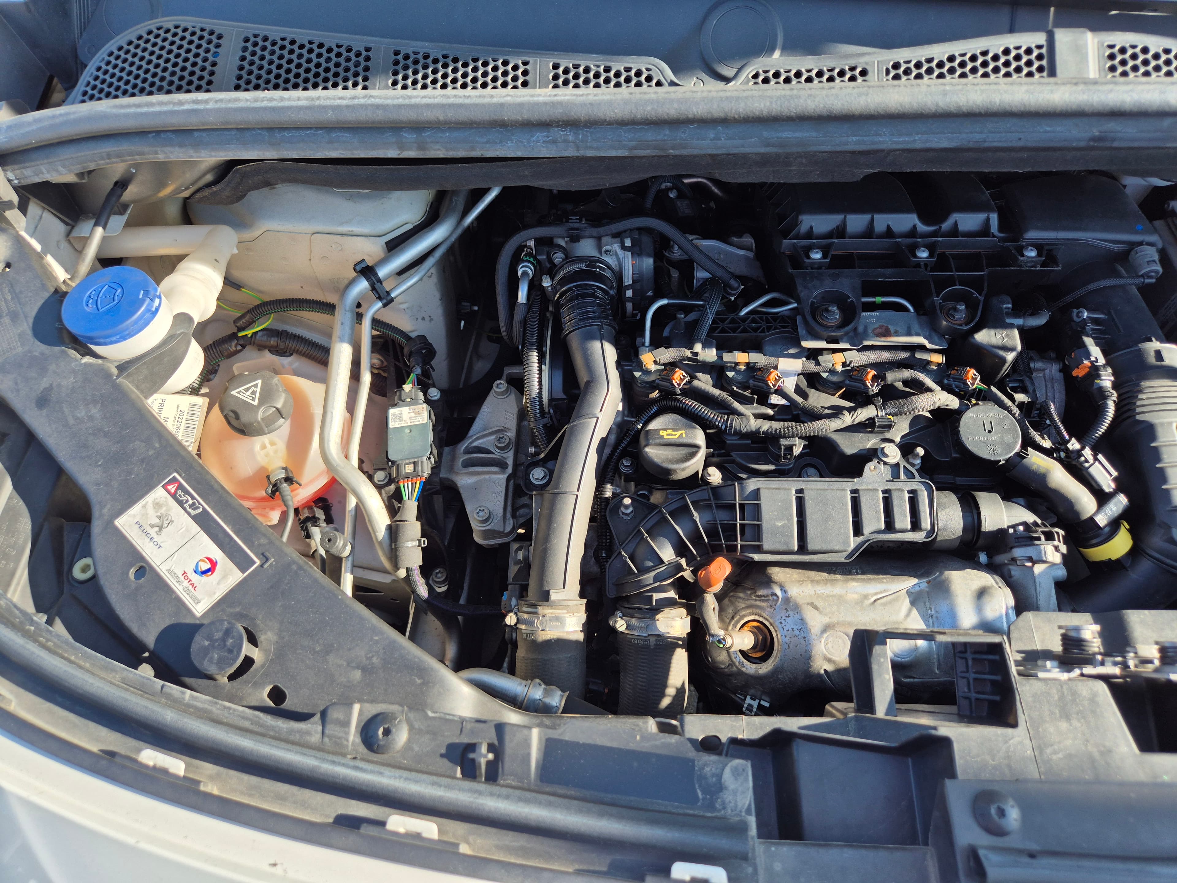 Peugeot Partner 1.5 Blue HDI XL · Ano 2020 — imagem 47